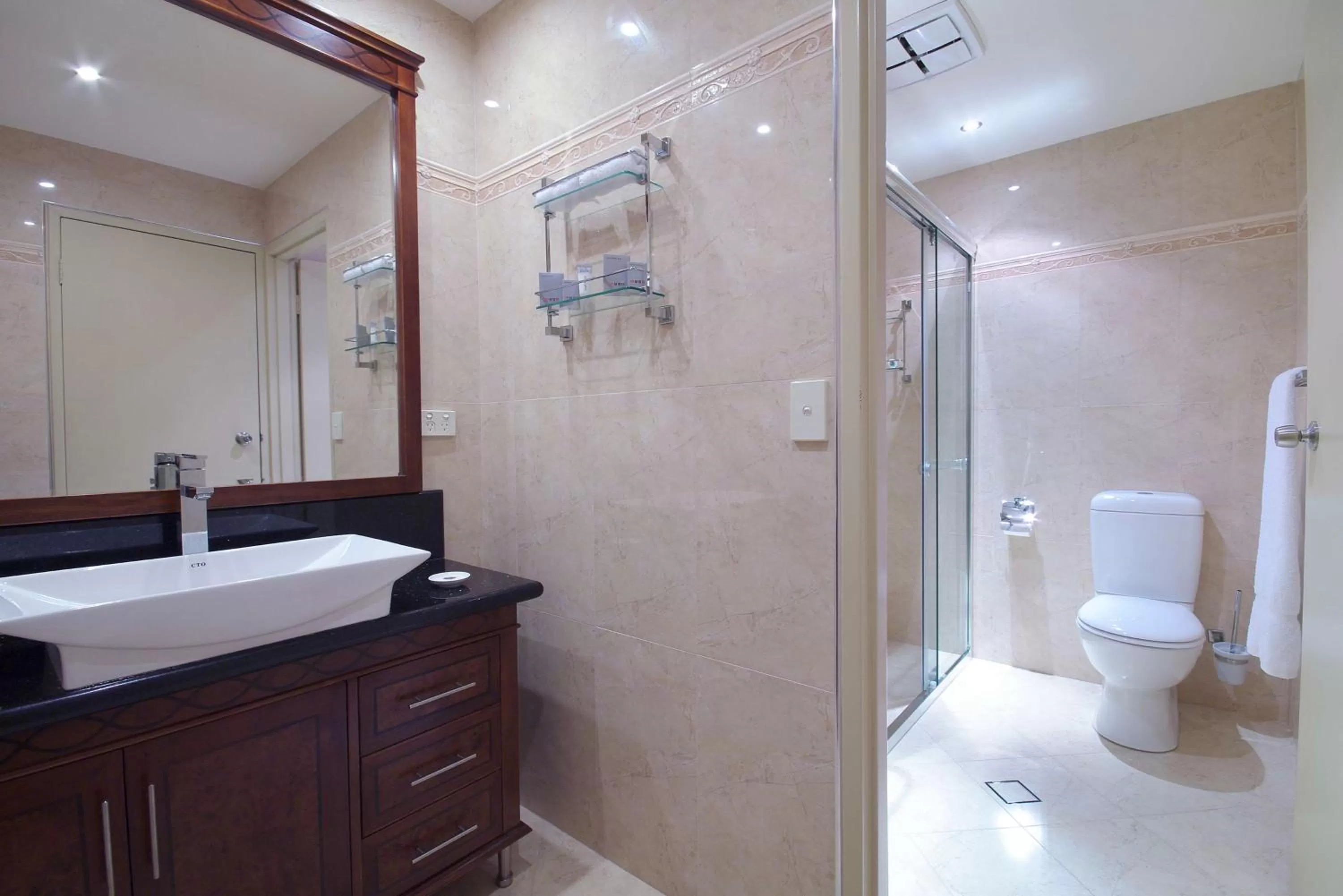 Bathroom in Rydges Armidale