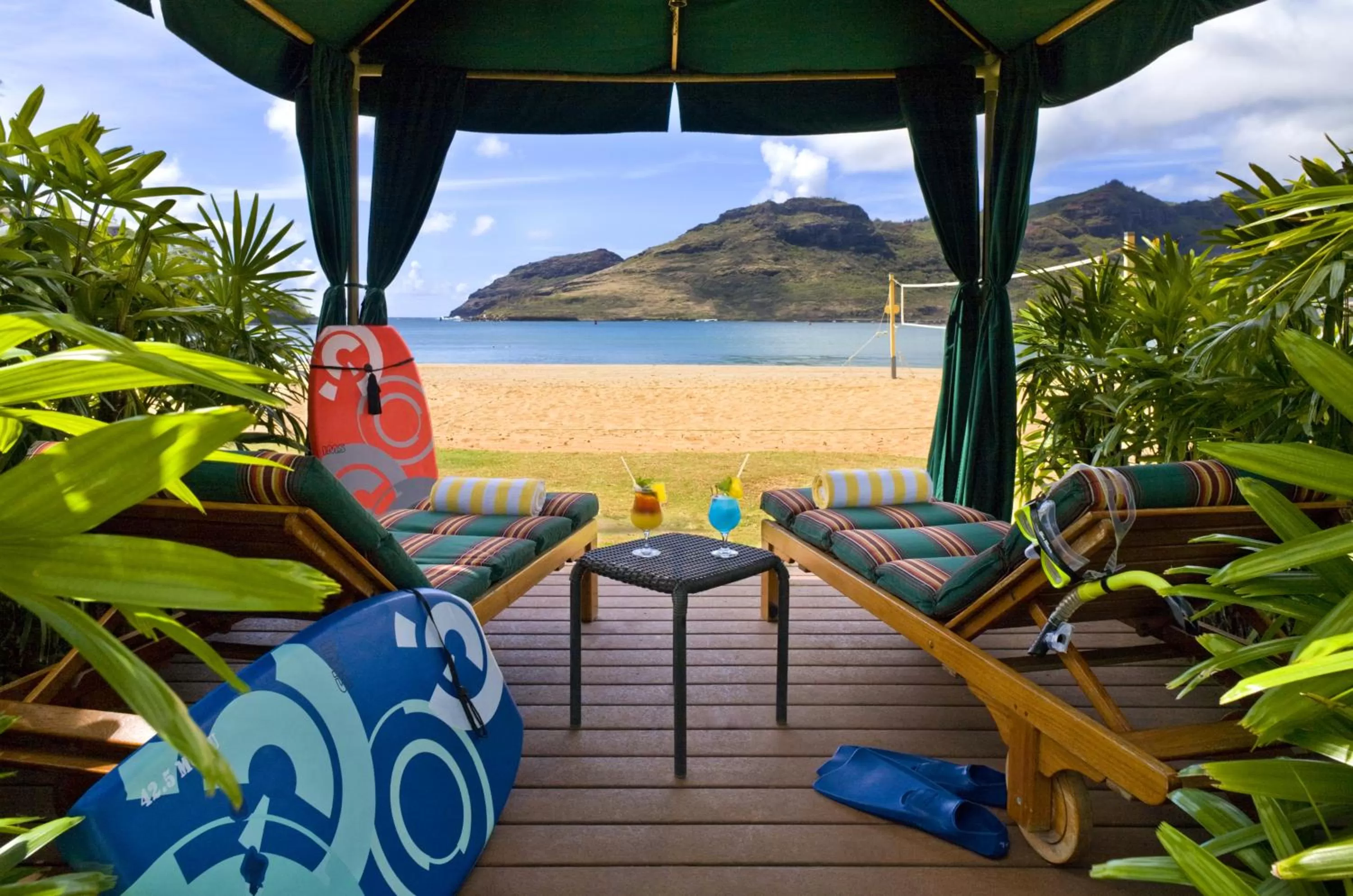 Facade/entrance in The Royal Sonesta Kauai Resort Lihue