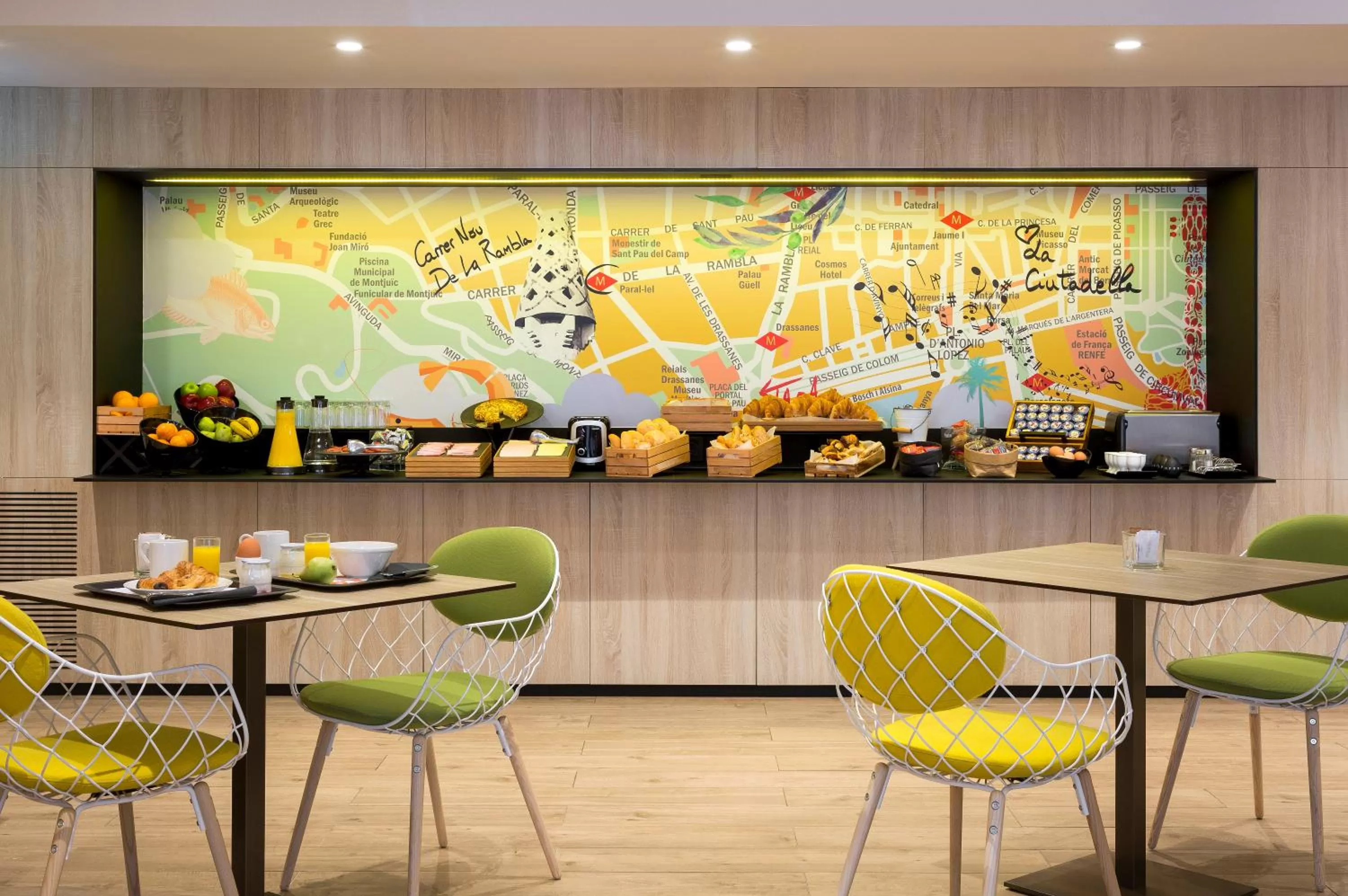 Coffee/tea facilities in Citadines Ramblas Barcelona