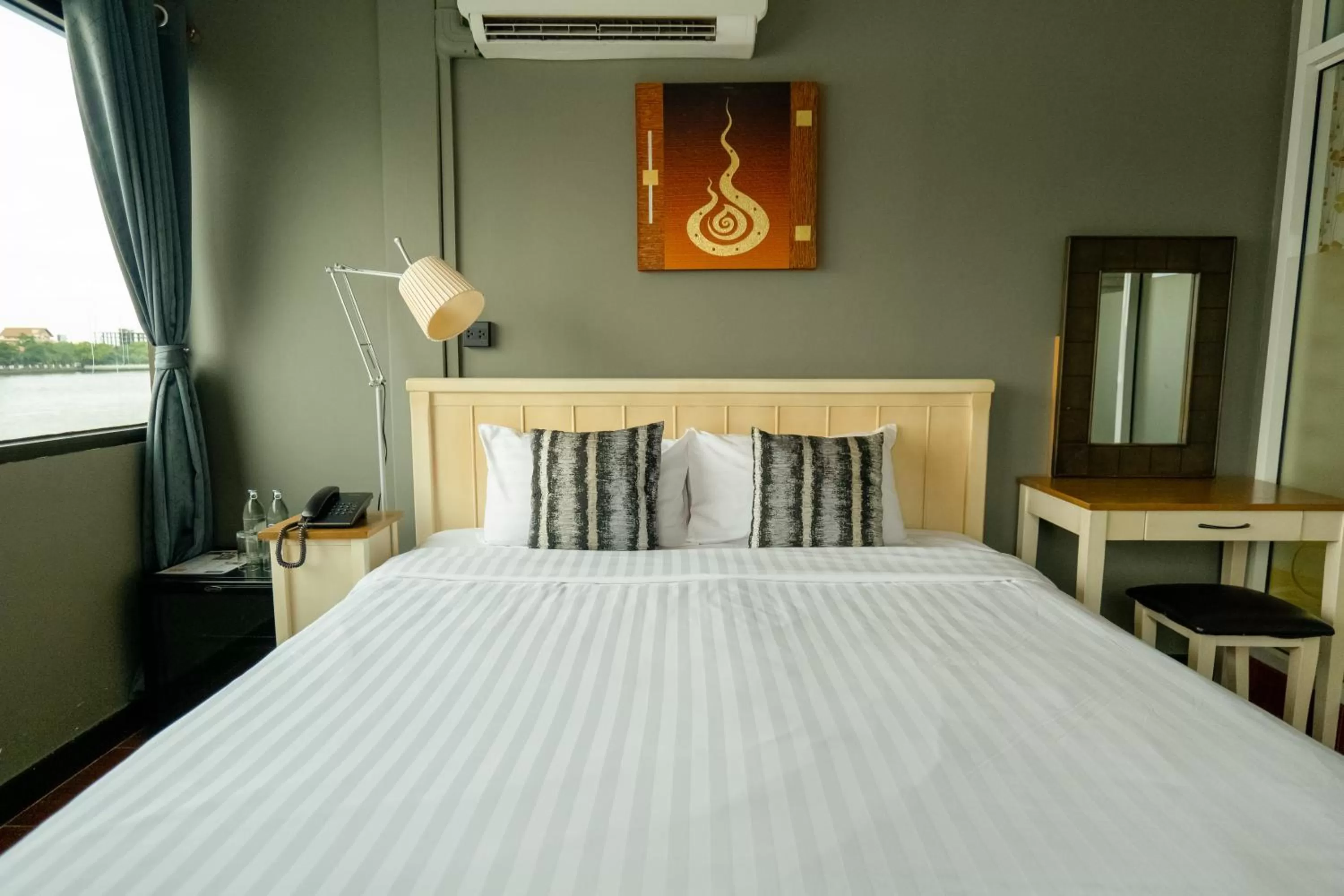 Bedroom, Bed in Anandpura Riverside Hotel