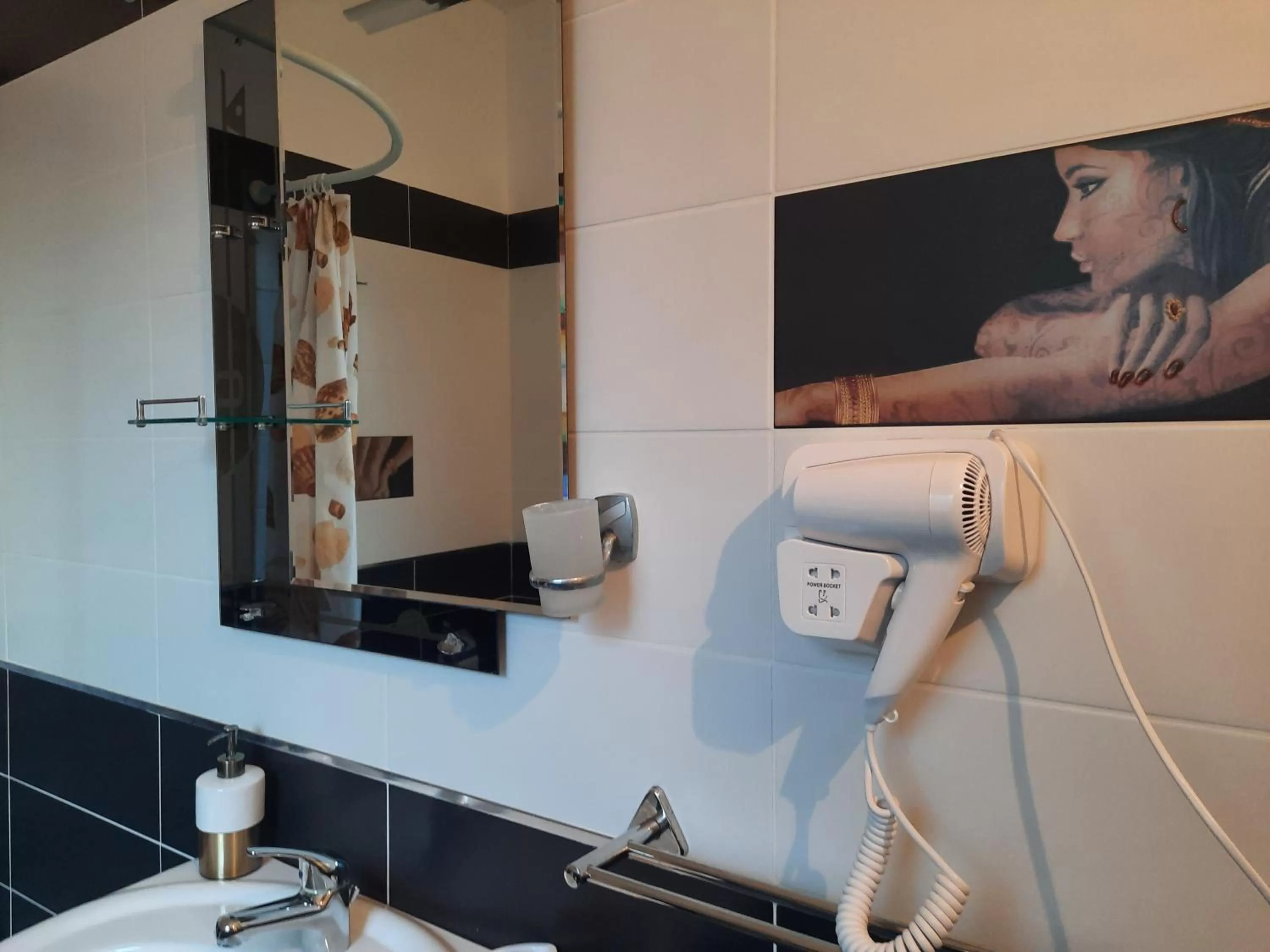 Bathroom in Guesthouse "PELIVANI"