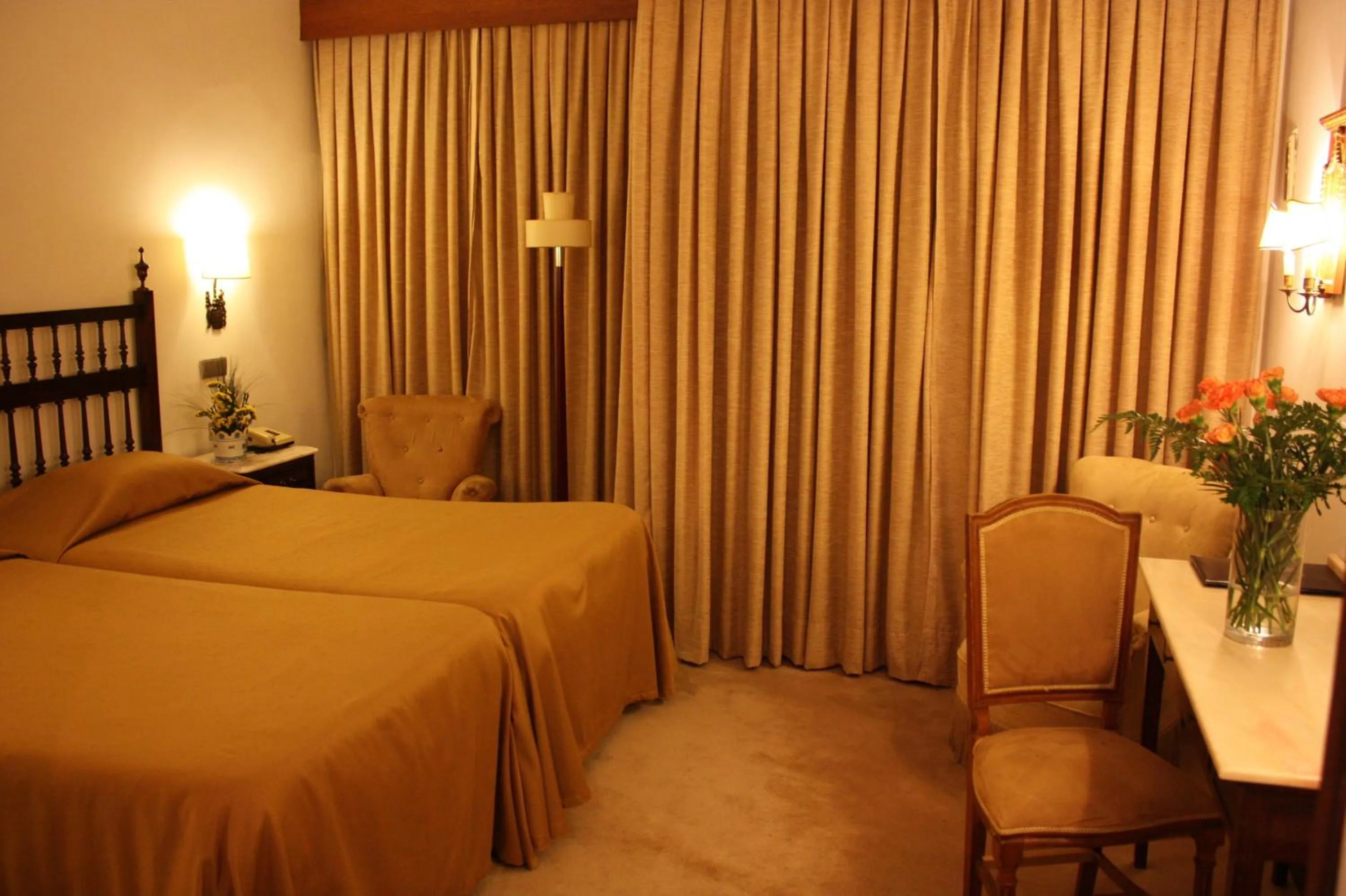 Photo of the whole room, Bed in Hotel Vice-Rei