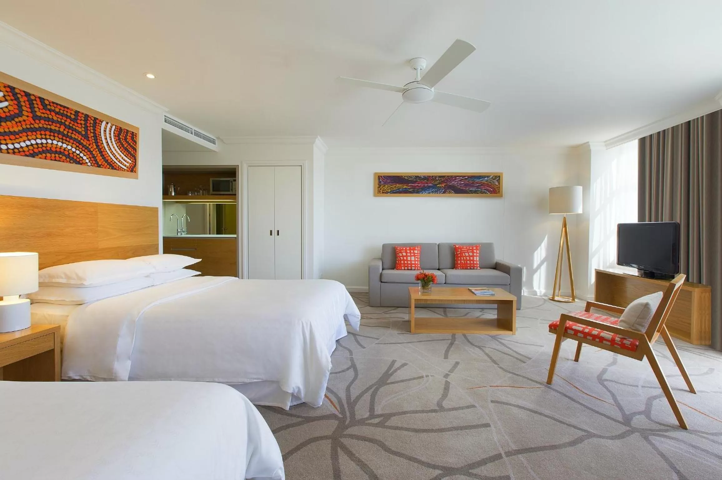 Photo of the whole room, Bed in Sofitel Noosa Pacific Resort