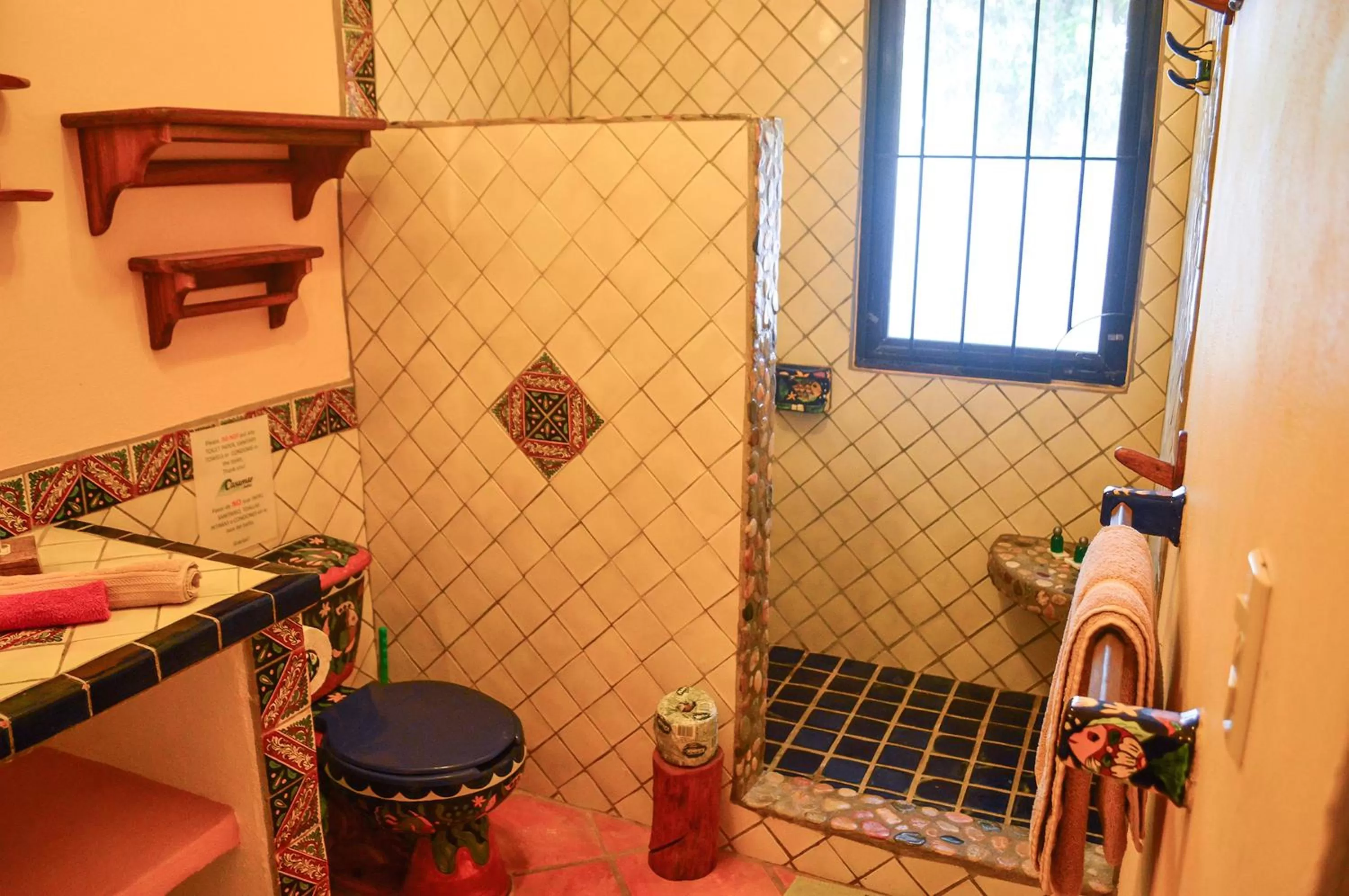 Bathroom in Hotel Casamar Suites