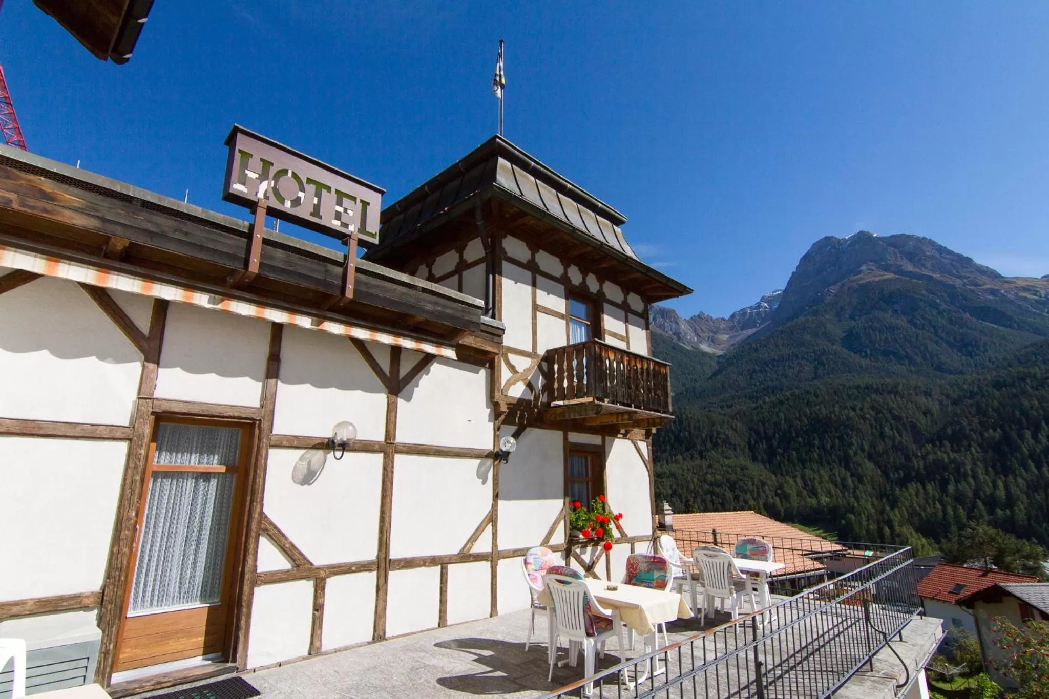 Property Building in Garni Alpenrose - Grusaida