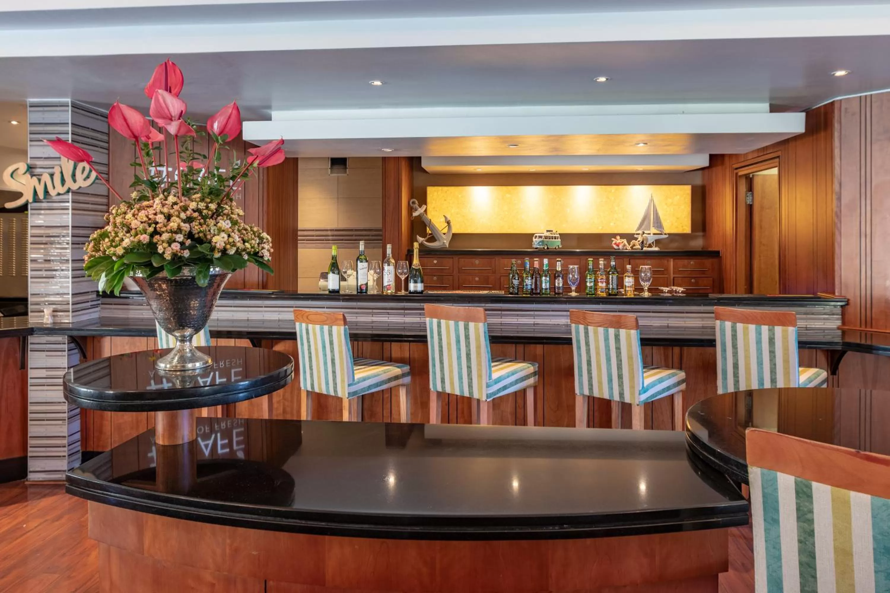 Lounge or bar in City Lodge Hotel Durban
