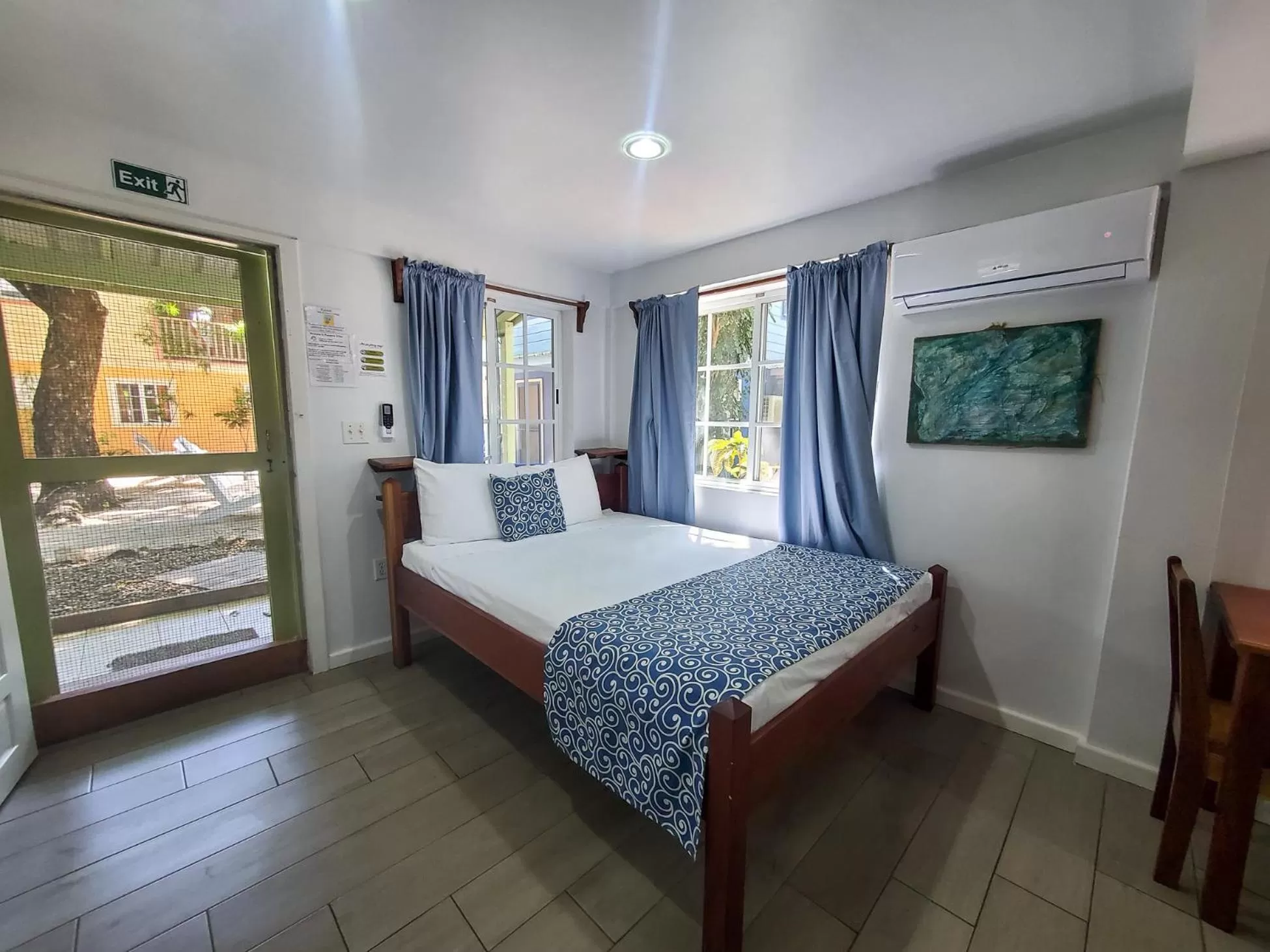 Bed in Placencia Villas