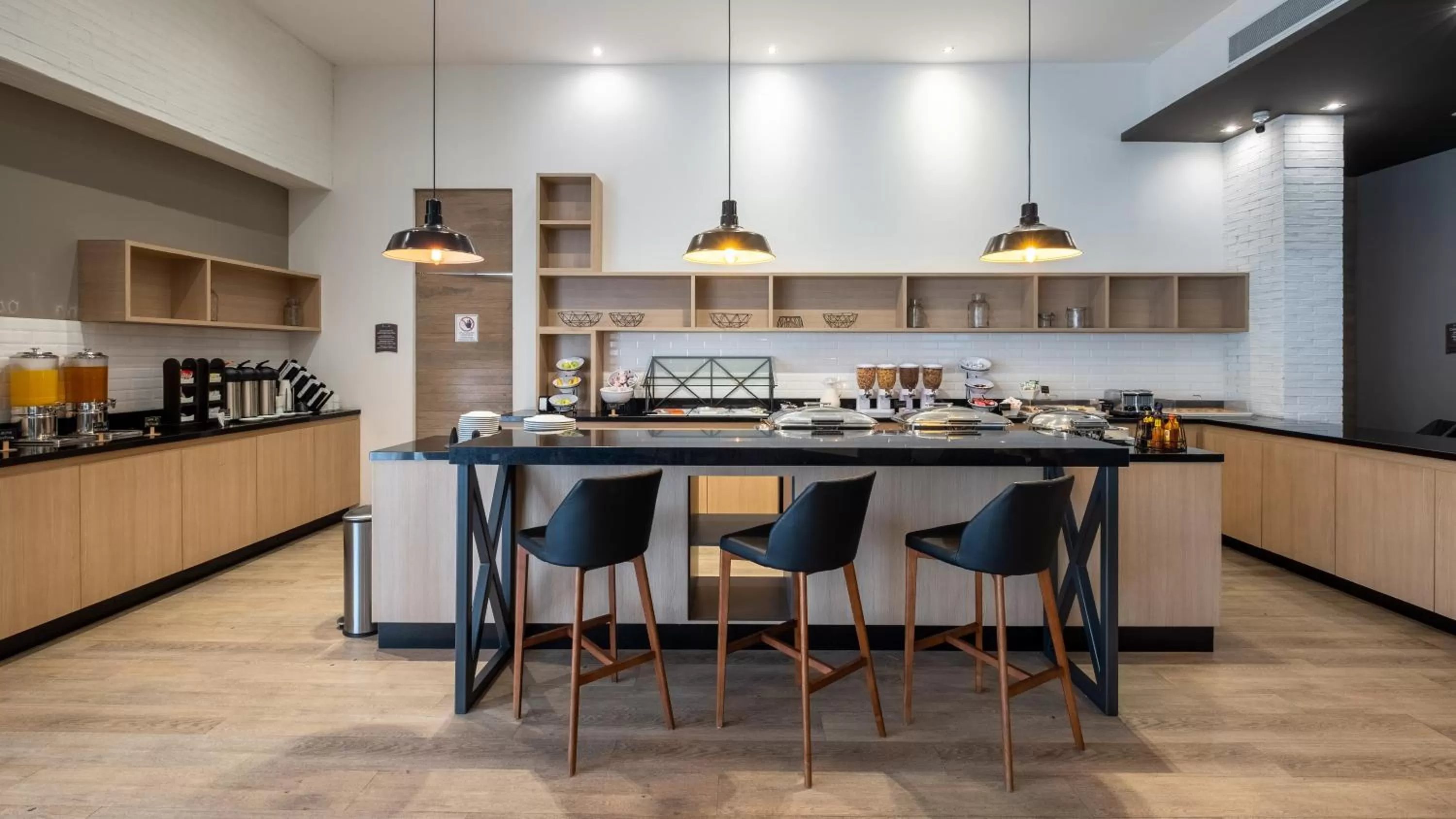 Breakfast in Staybridge Suites - Villahermosa Tabasco by IHG