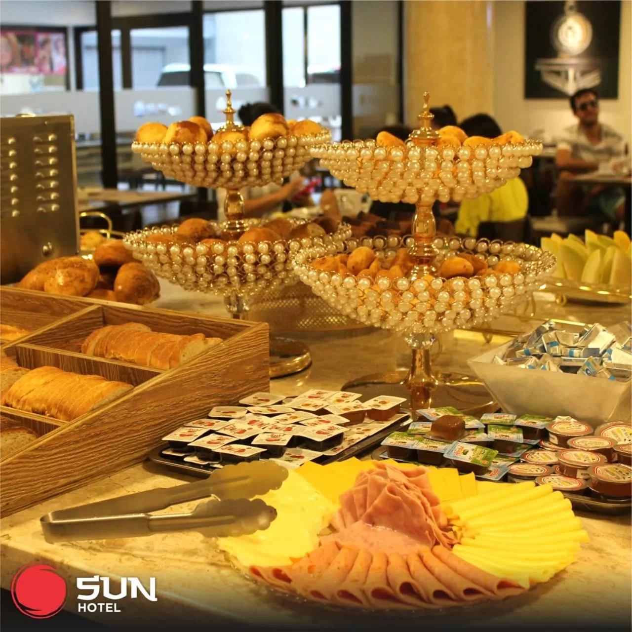 Breakfast in Hotel Sun