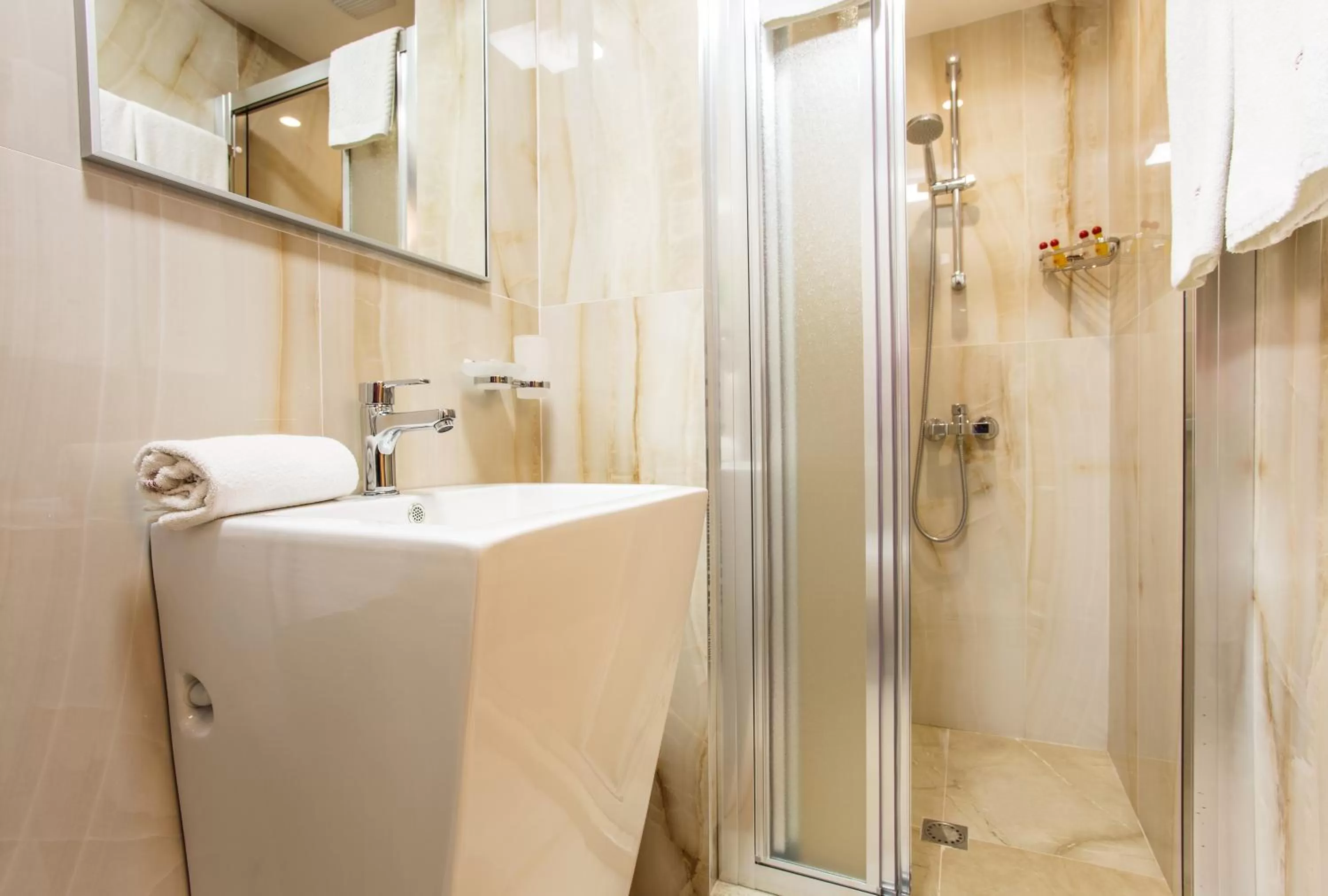 Sofia Place Hotel by HMG