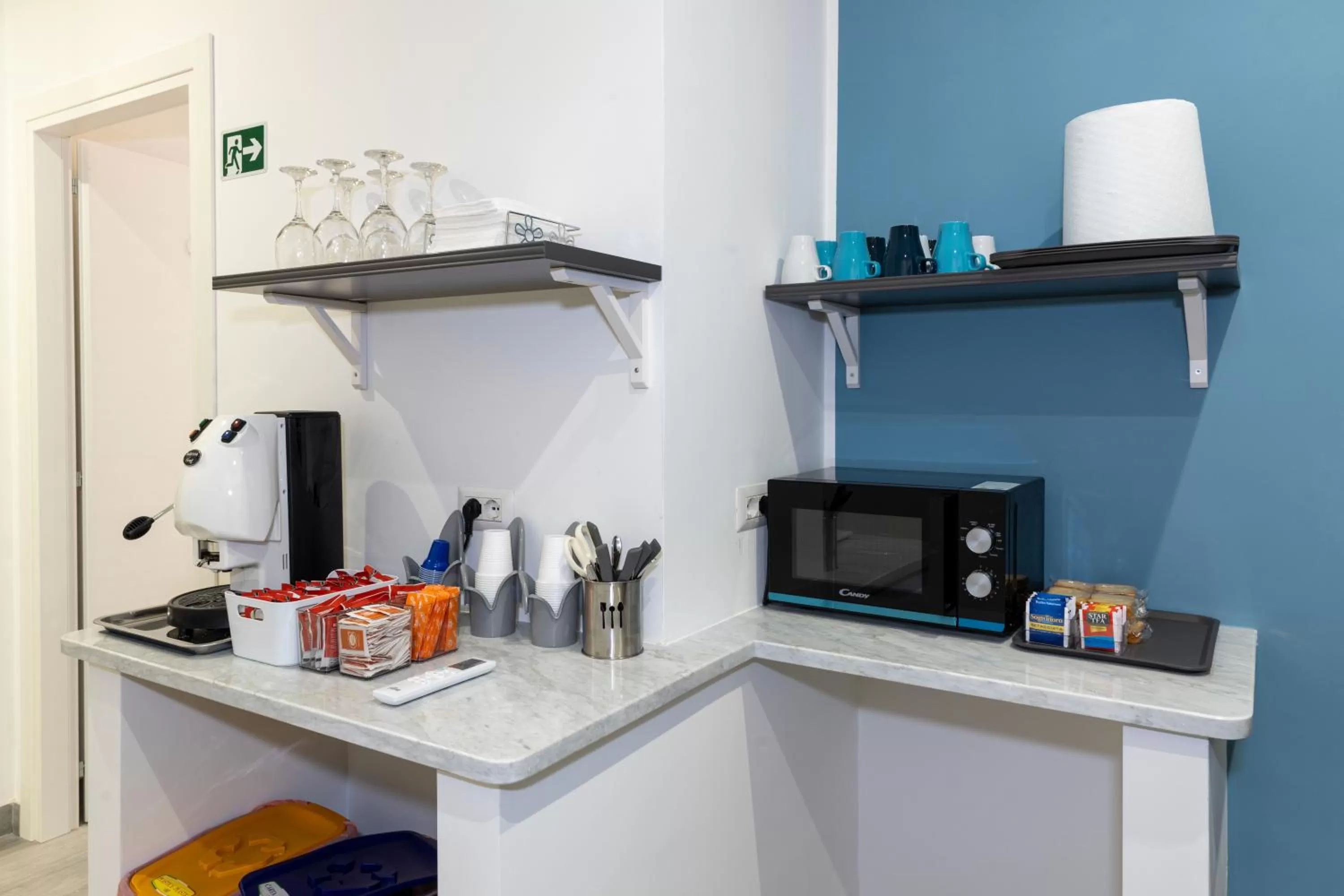 Kitchen/Kitchenette in Partenope Guest House