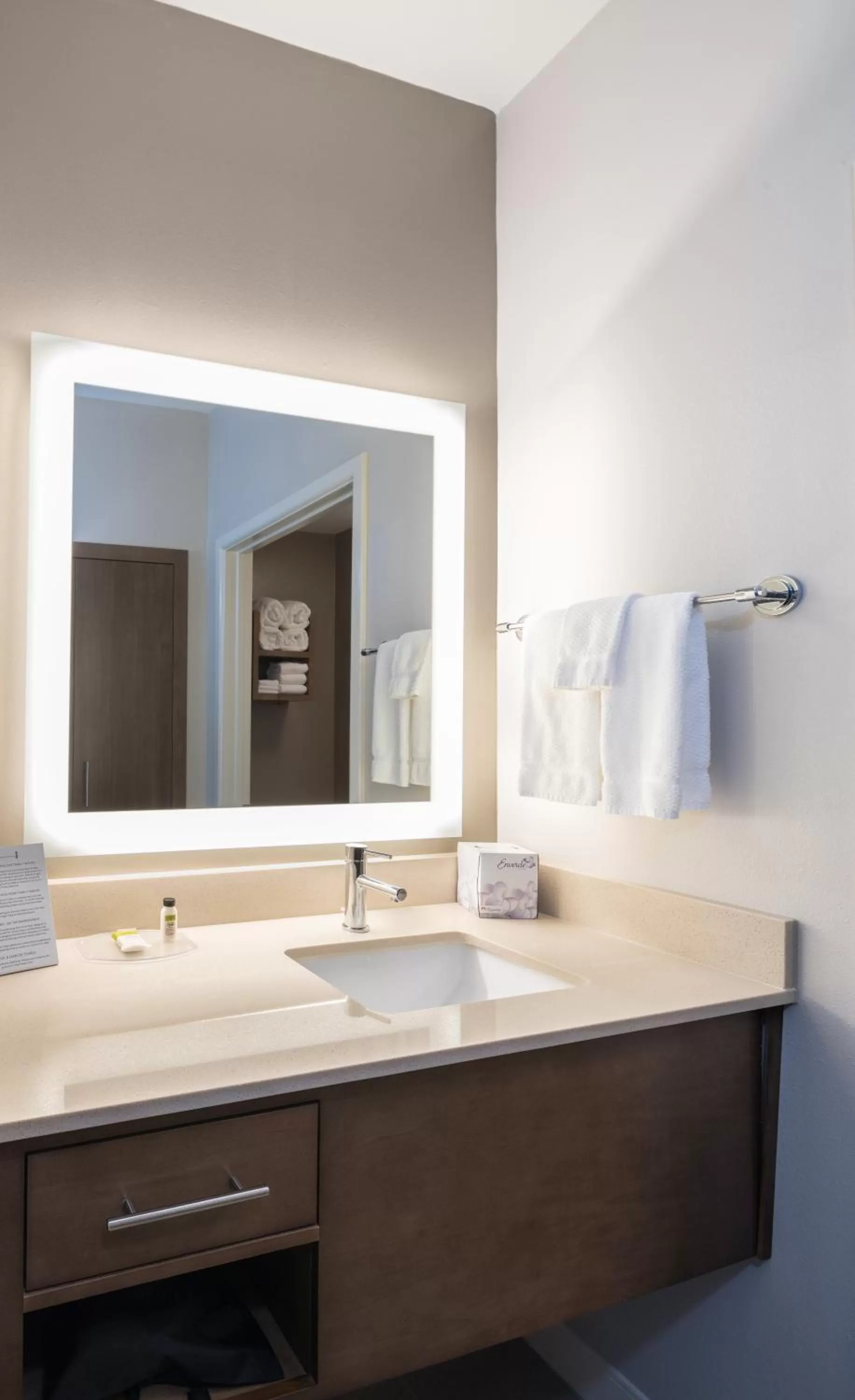 Bathroom in Staybridge Suites - Lake Jackson by IHG