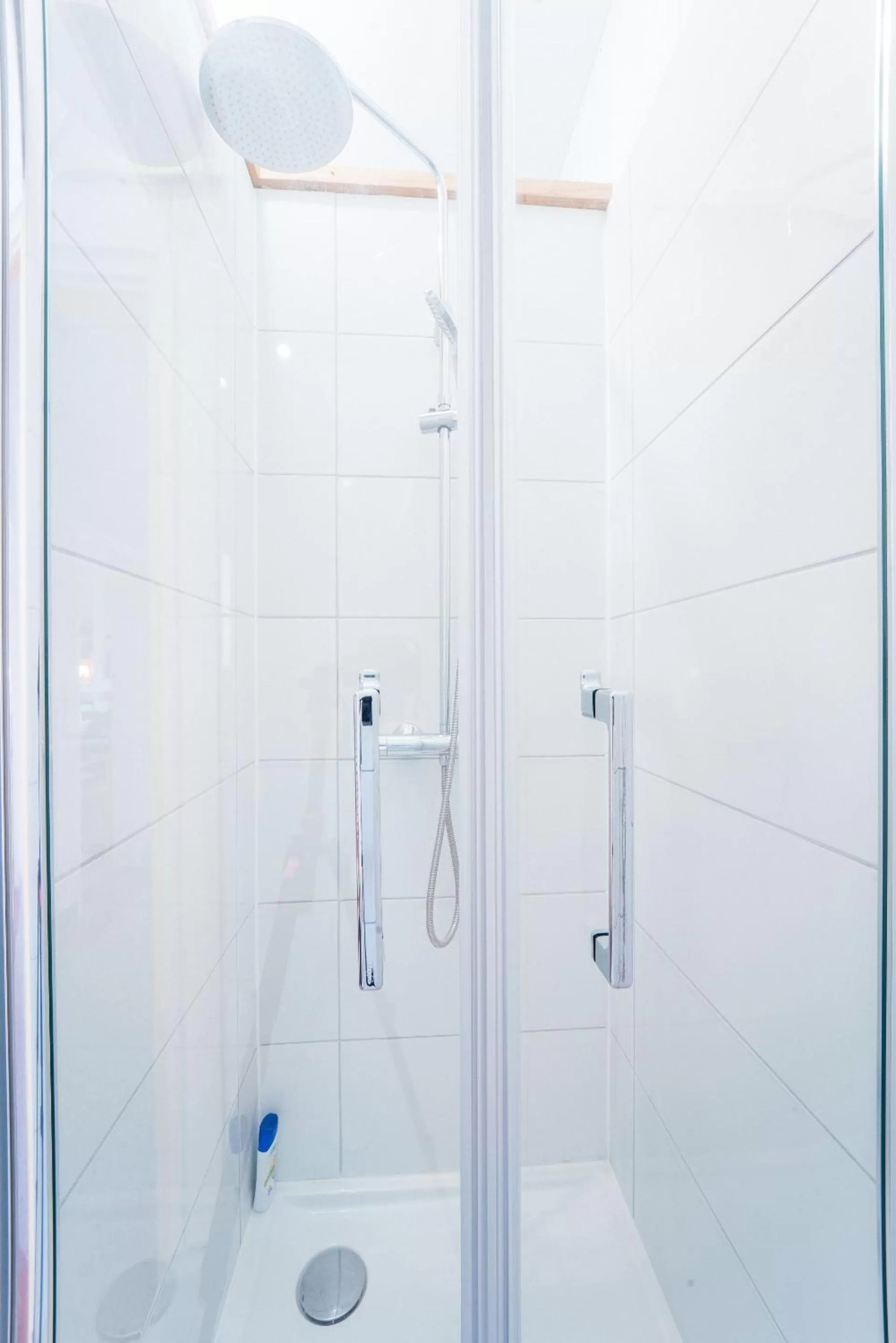 Bathroom in La Boga Surf House