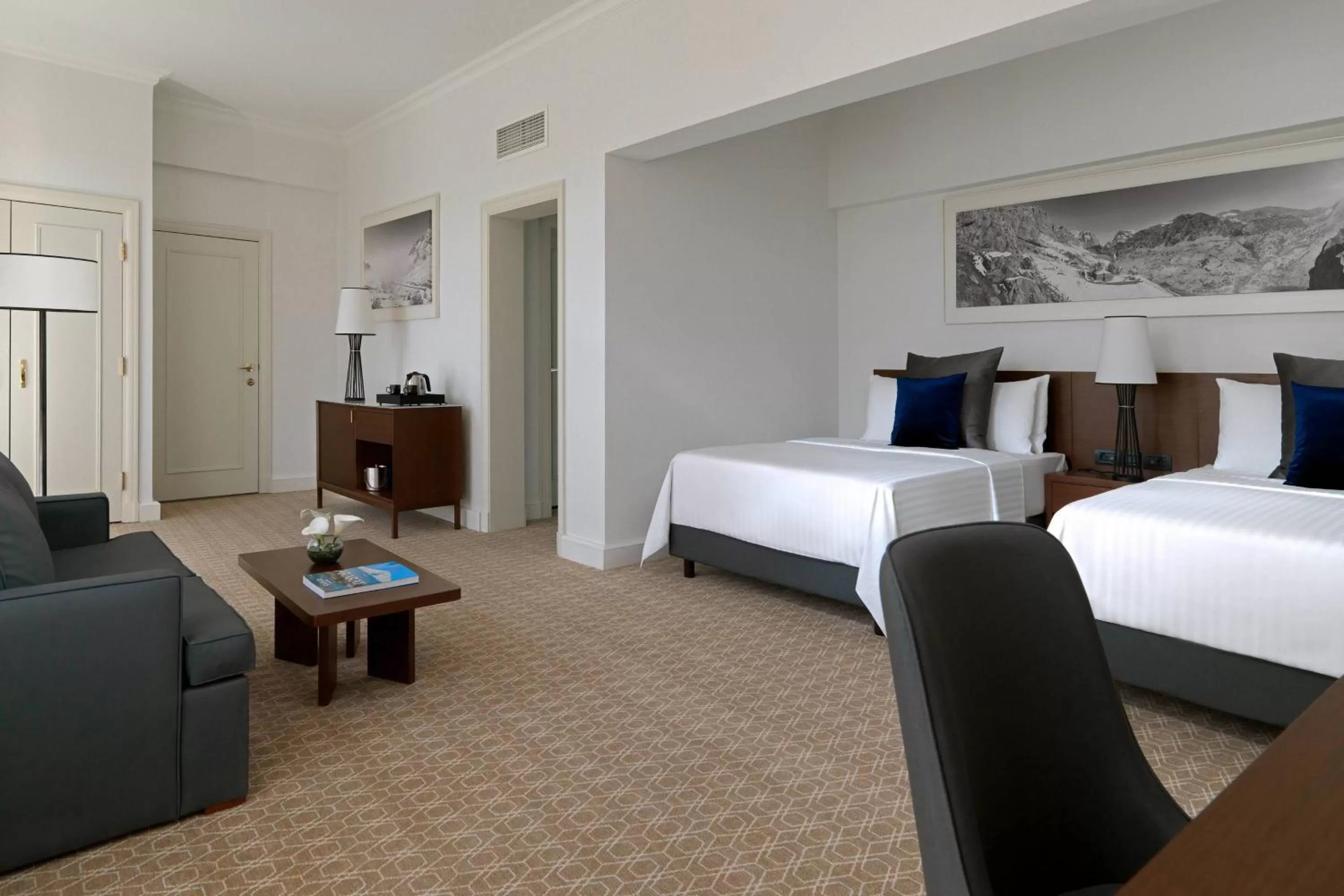 Photo of the whole room, Bed in Armenia Marriott Hotel Yerevan