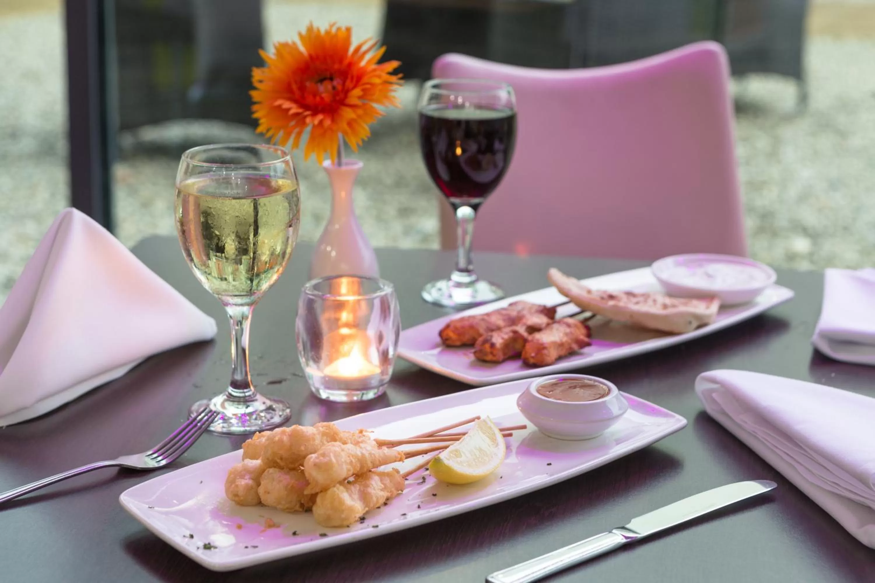 Restaurant/places to eat in Holiday Inn Sittingbourne by IHG