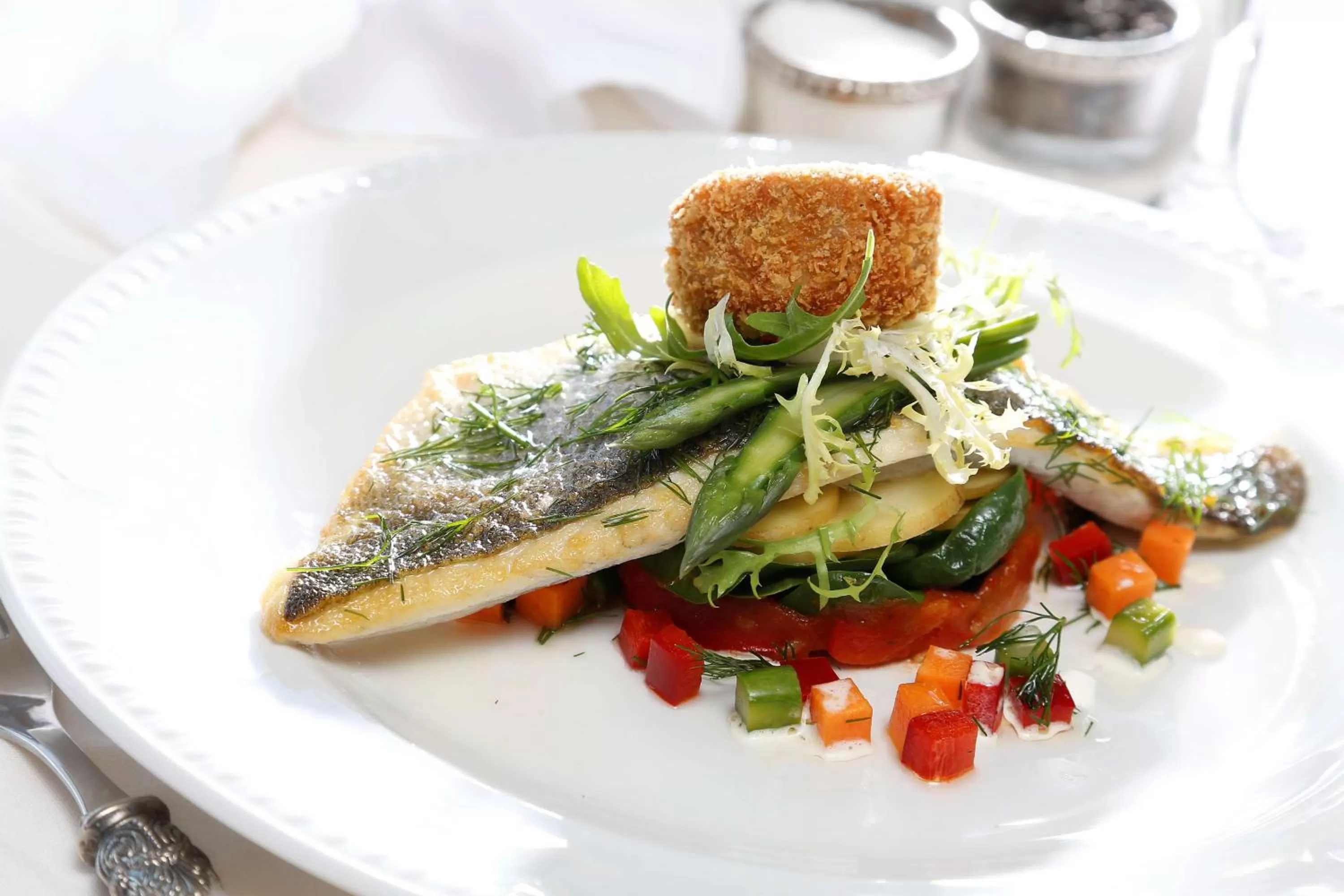 Restaurant/places to eat in BEST WESTERN New Holmwood Hotel