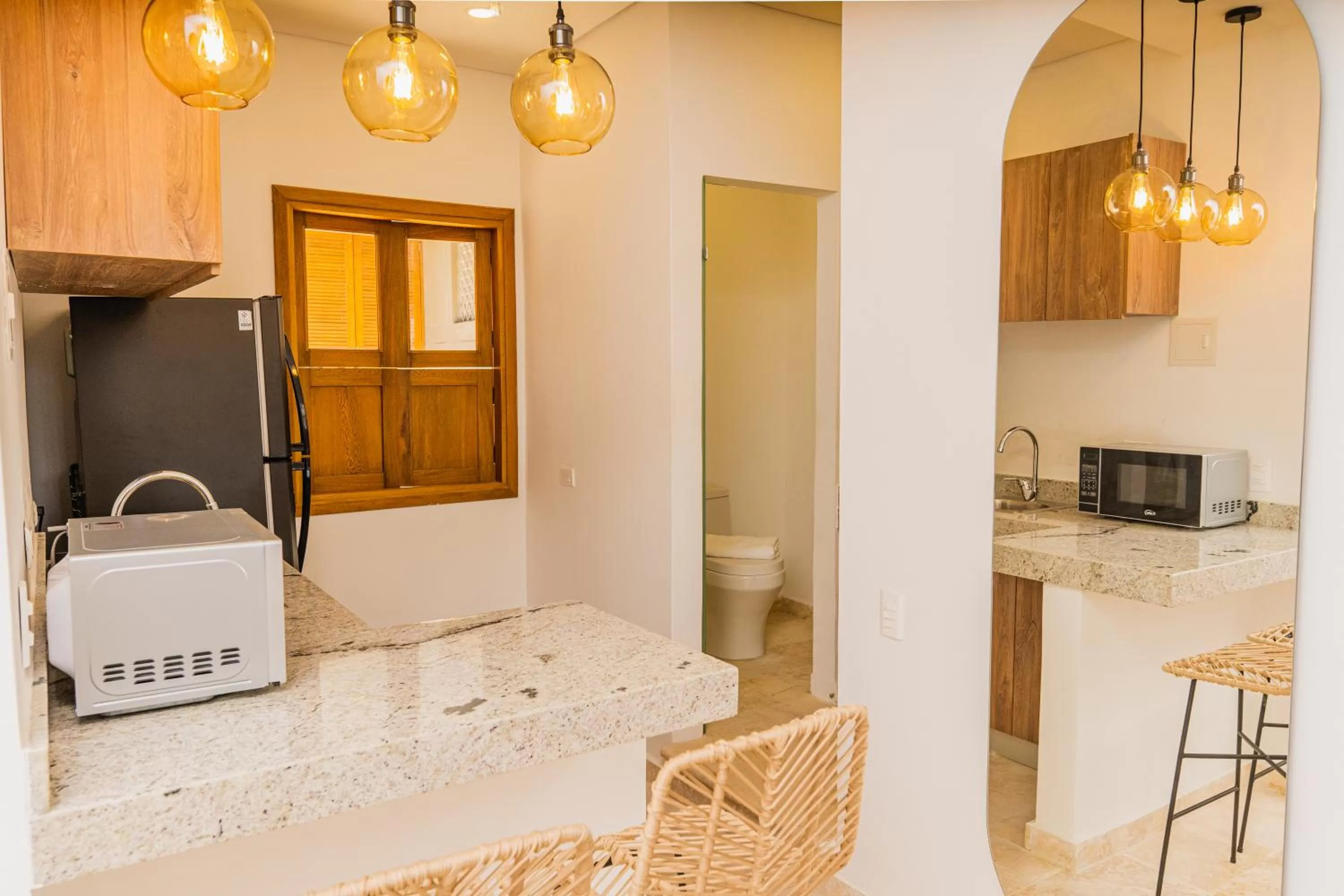 Kitchen or kitchenette in Del Mar Guest House