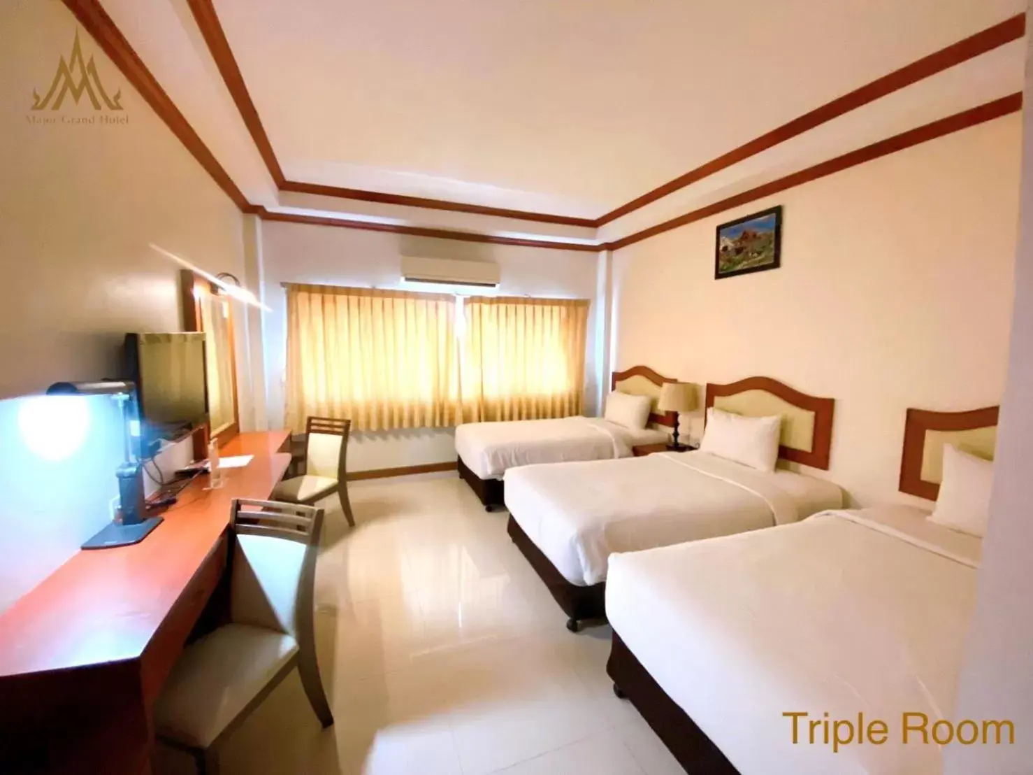 Superior Triple Room in Major Grand Hotel Superior Triple Room in Major Grand Hotel