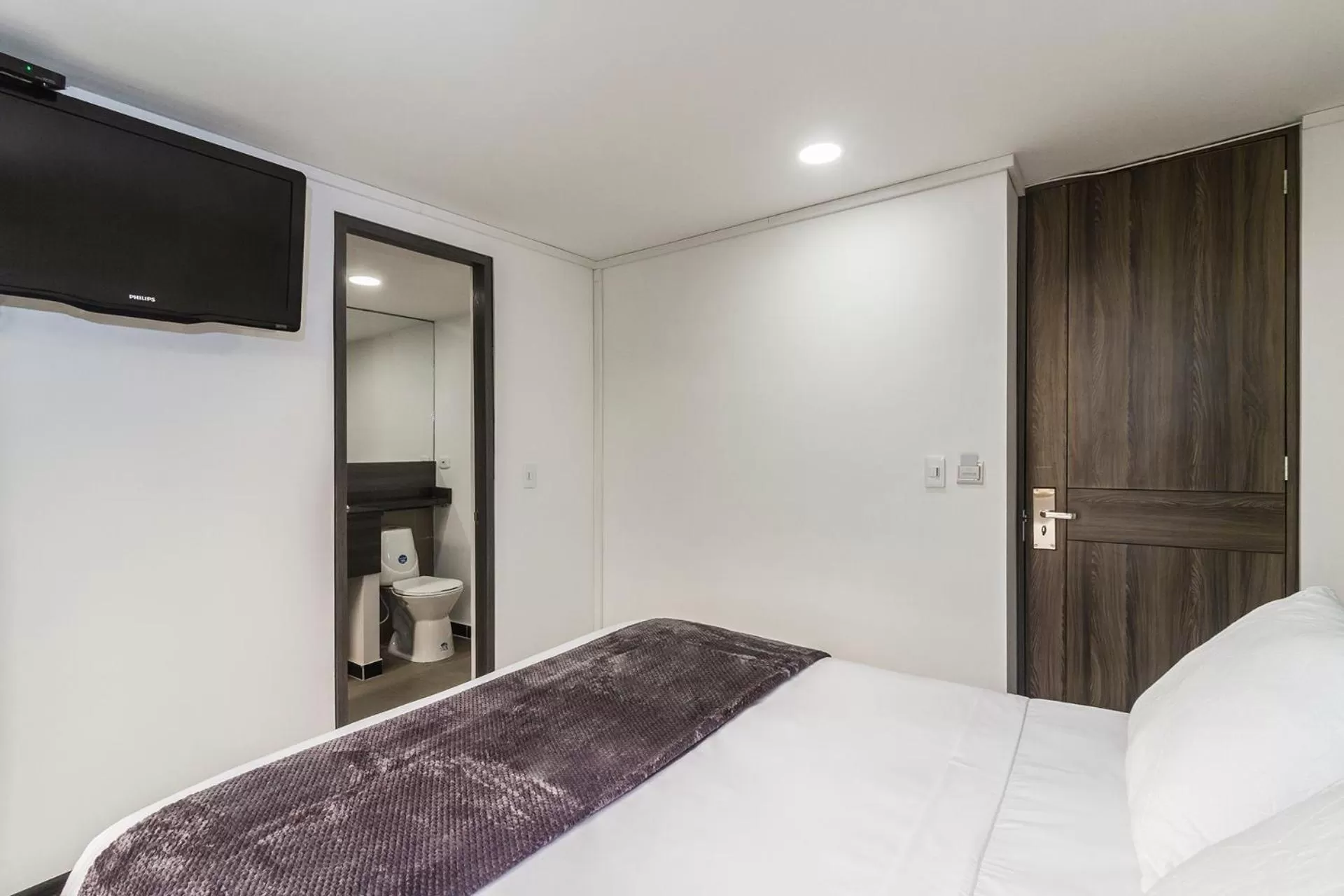 Decorative detail, Bed in Hotel Express 53