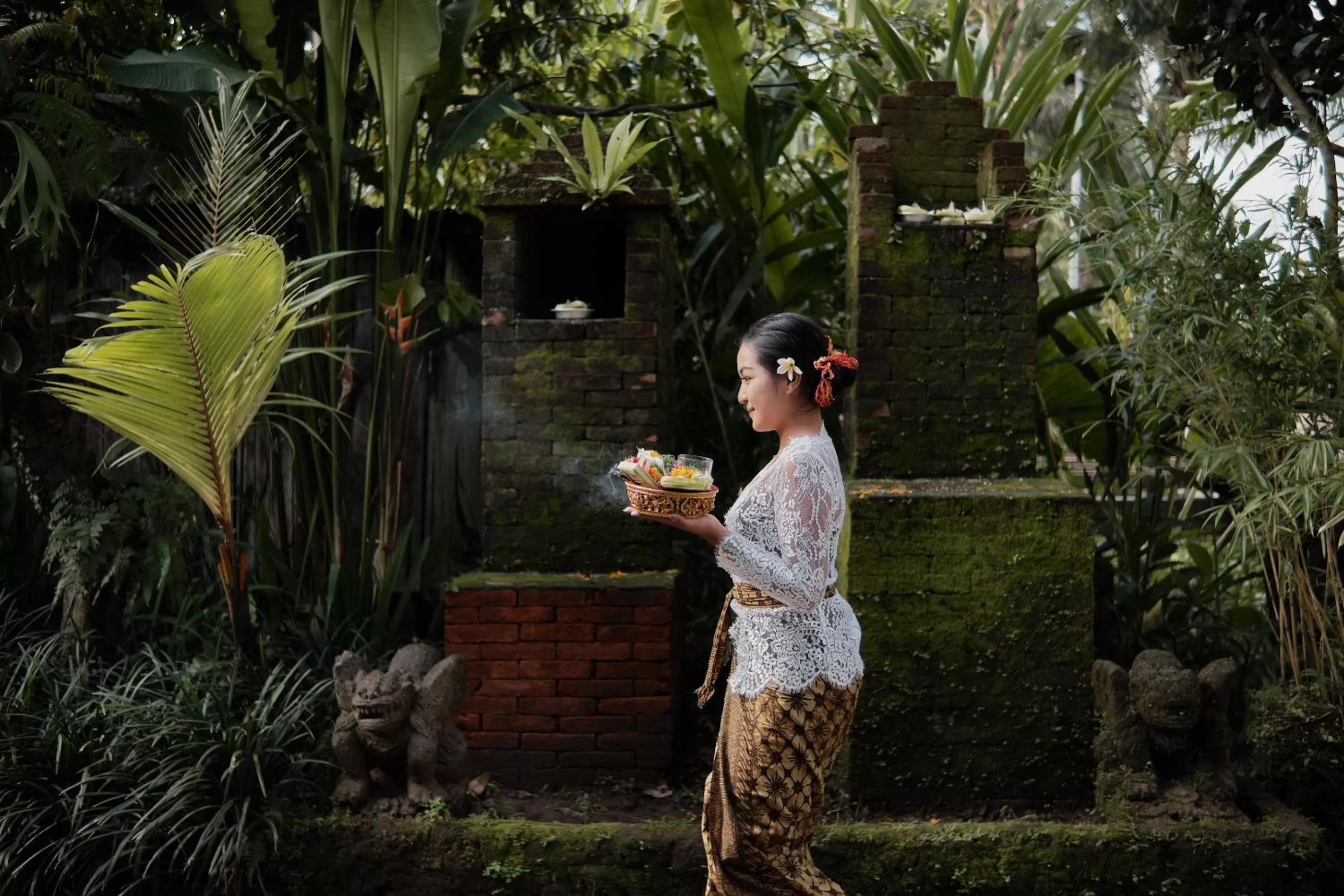 People in Joglo Organik Guesthouse