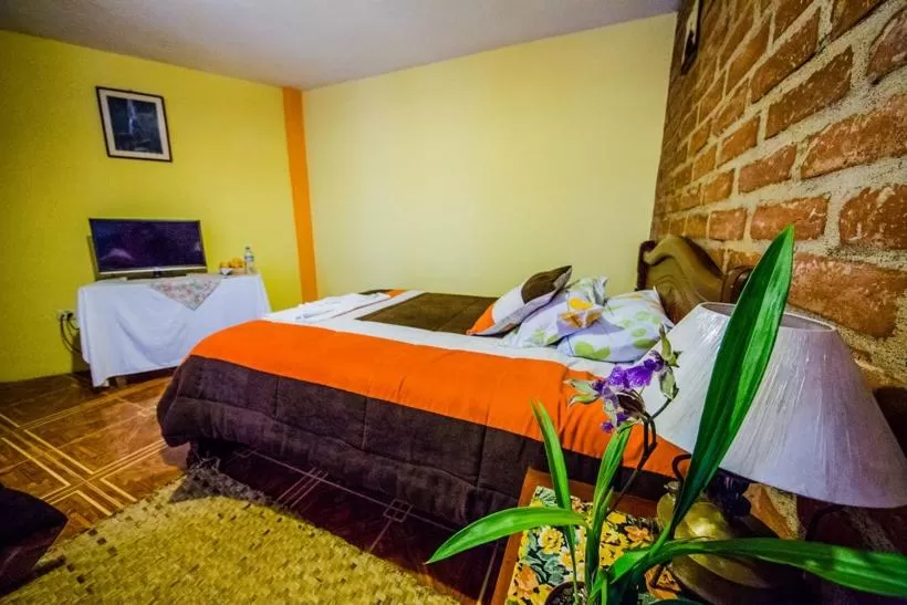 Bedroom, Bed in Hotel Donde Ivan