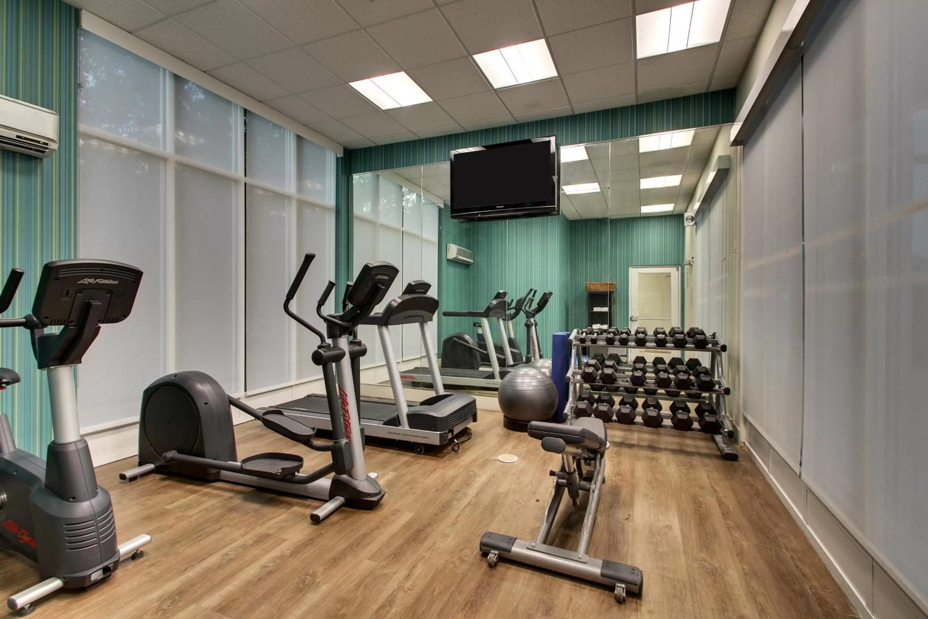 Fitness centre/facilities in Holiday Inn Express Georgetown by IHG