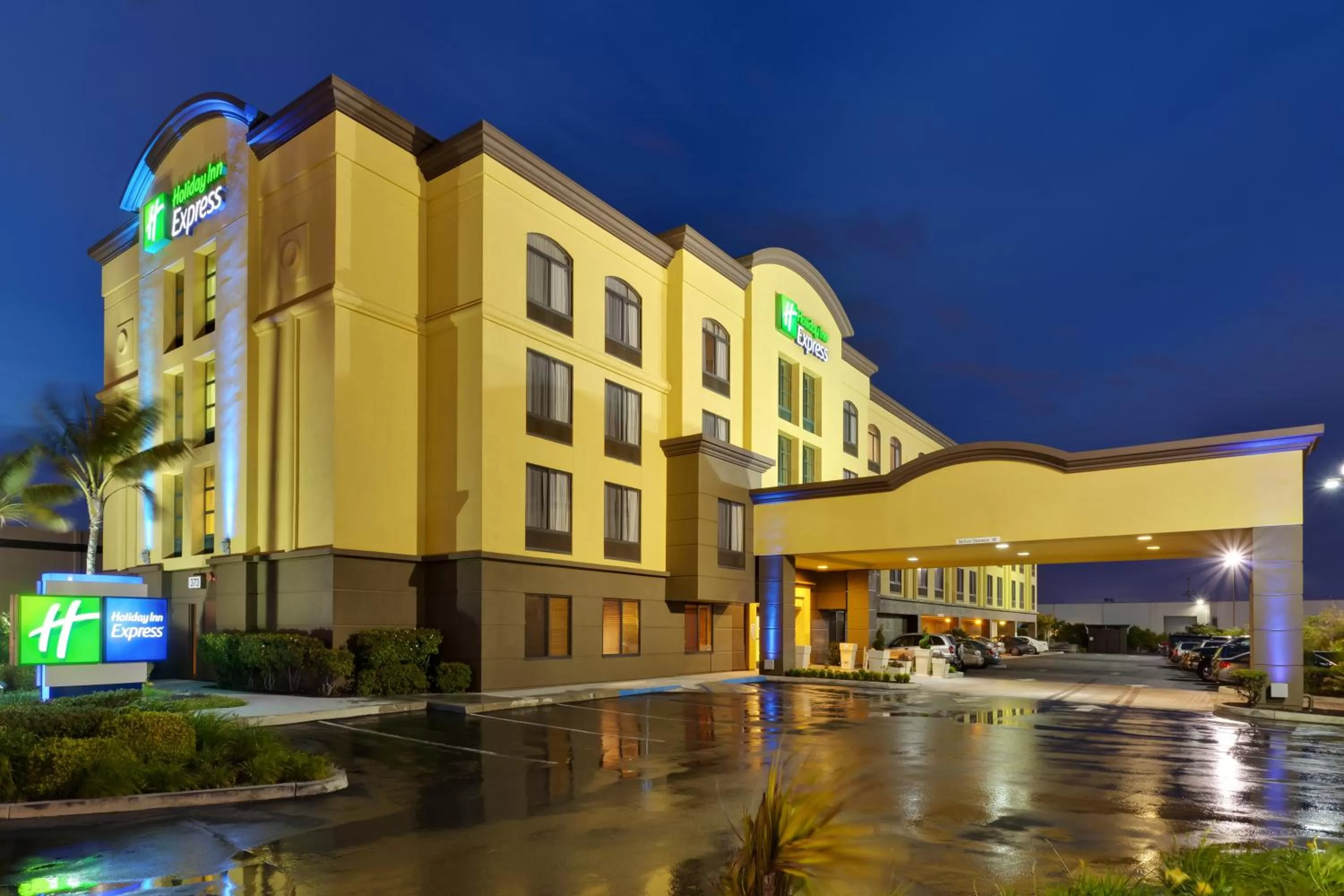 Property building in Holiday Inn Express San Francisco Airport North by IHG