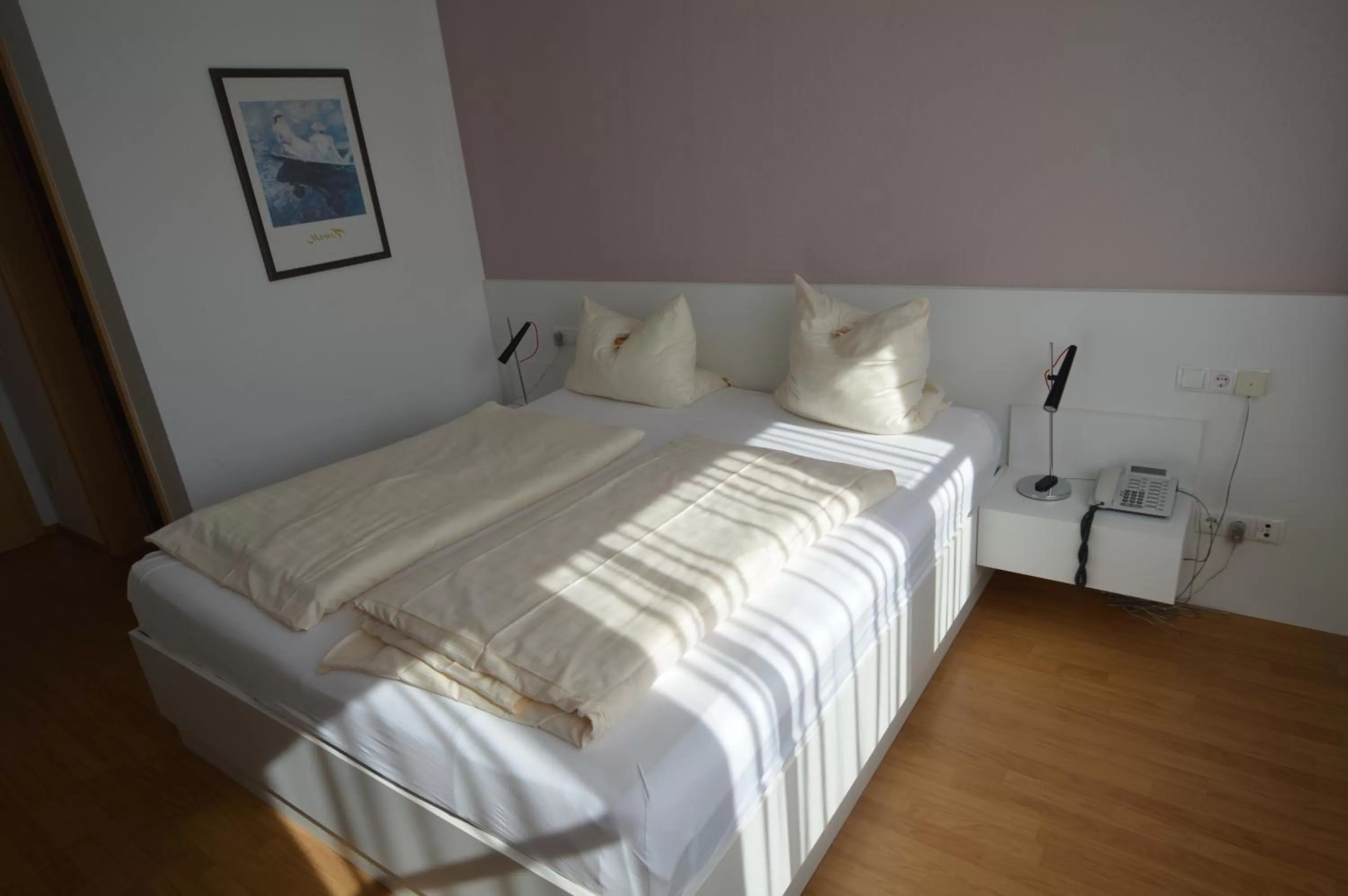 Bed in Aktivhotel Alter Kaiser