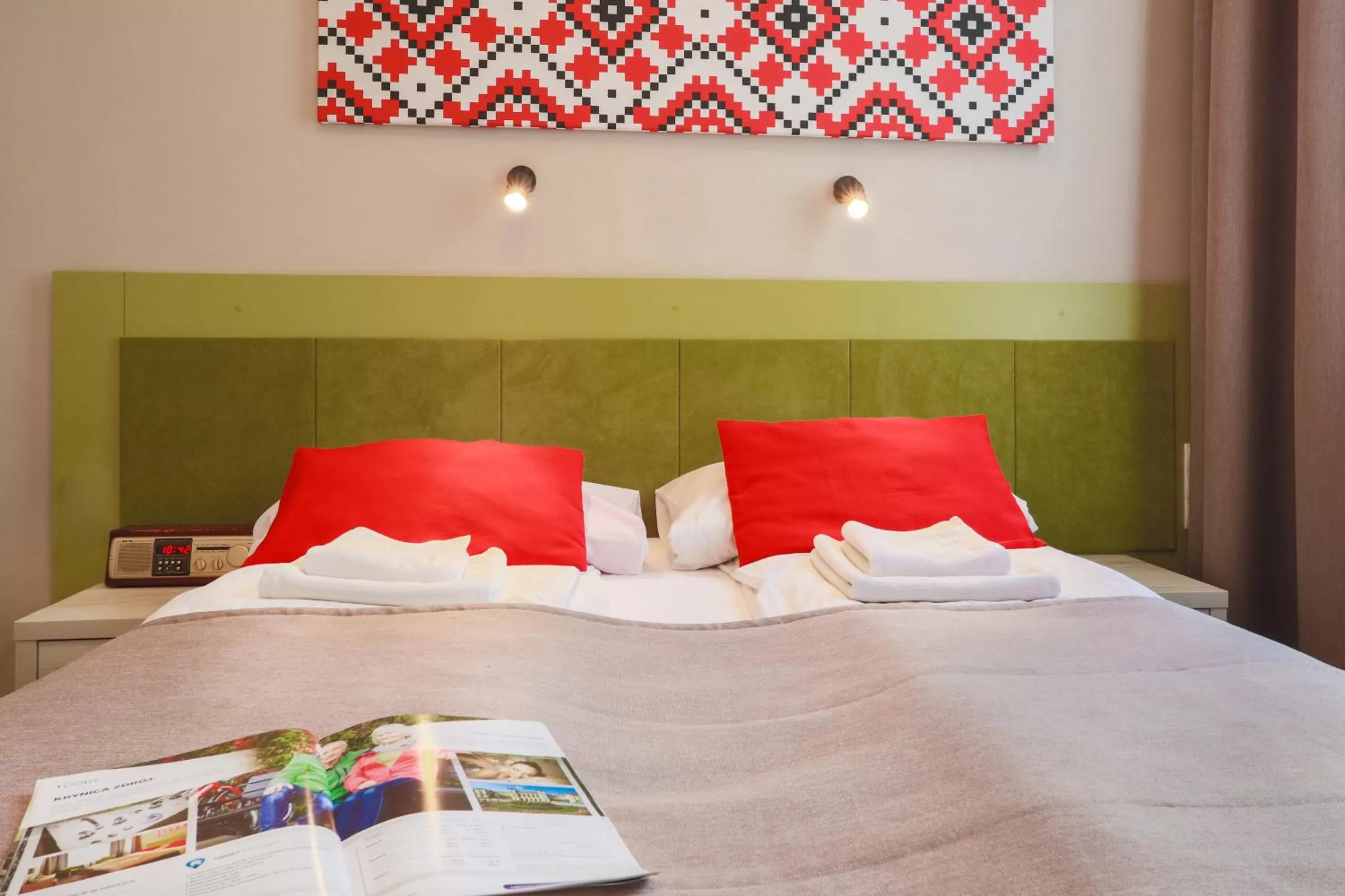 Photo of the whole room, Bed in Hotel *** NAT Krynica Zdrój