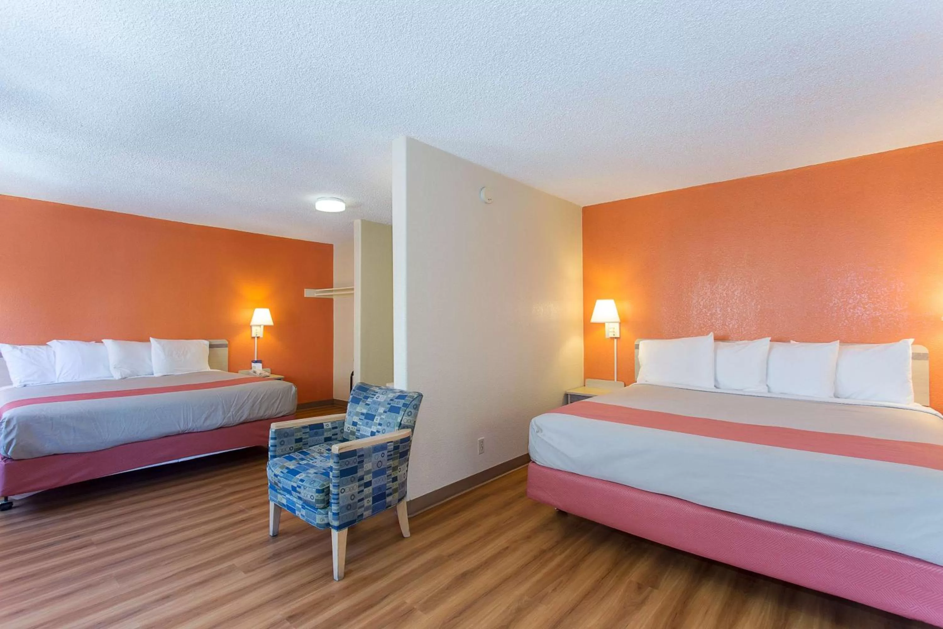 Bedroom, Bed in Cathedral Hill Hotel