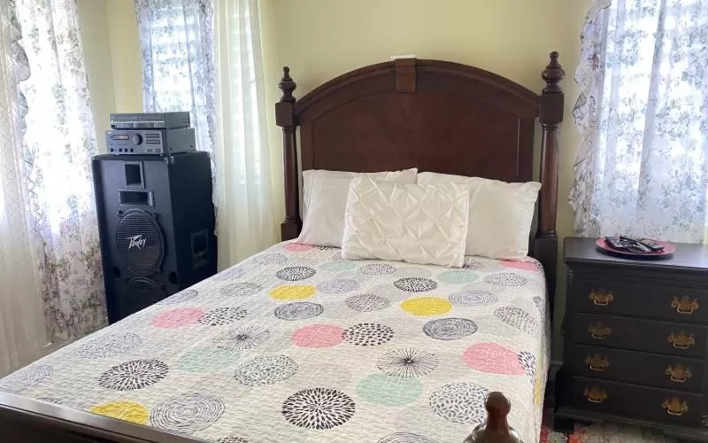 Bed in Jamnick Vacation Rentals - Richmond, St Ann, Jamaica