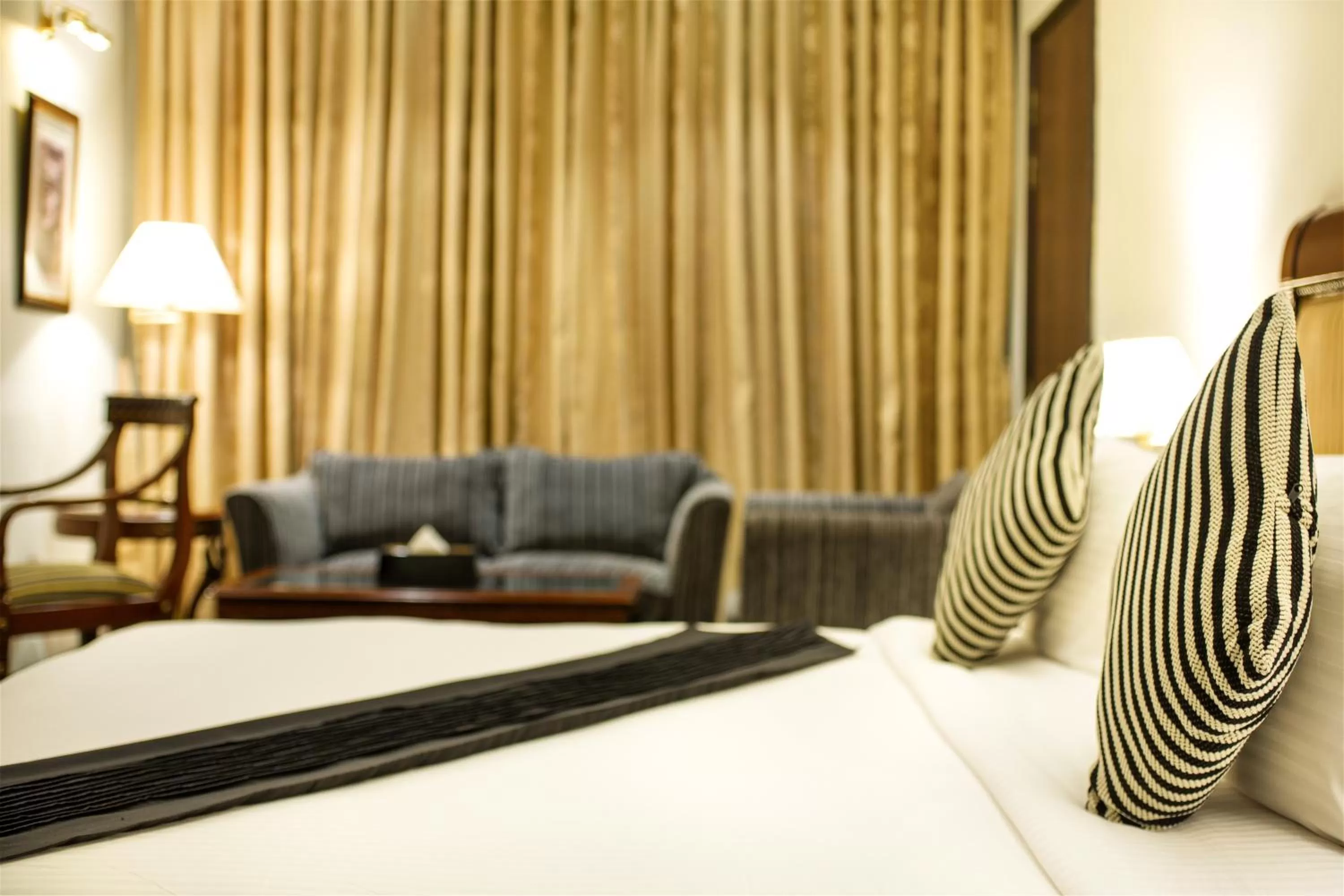 Bedroom, Bed in Hotel Sarina