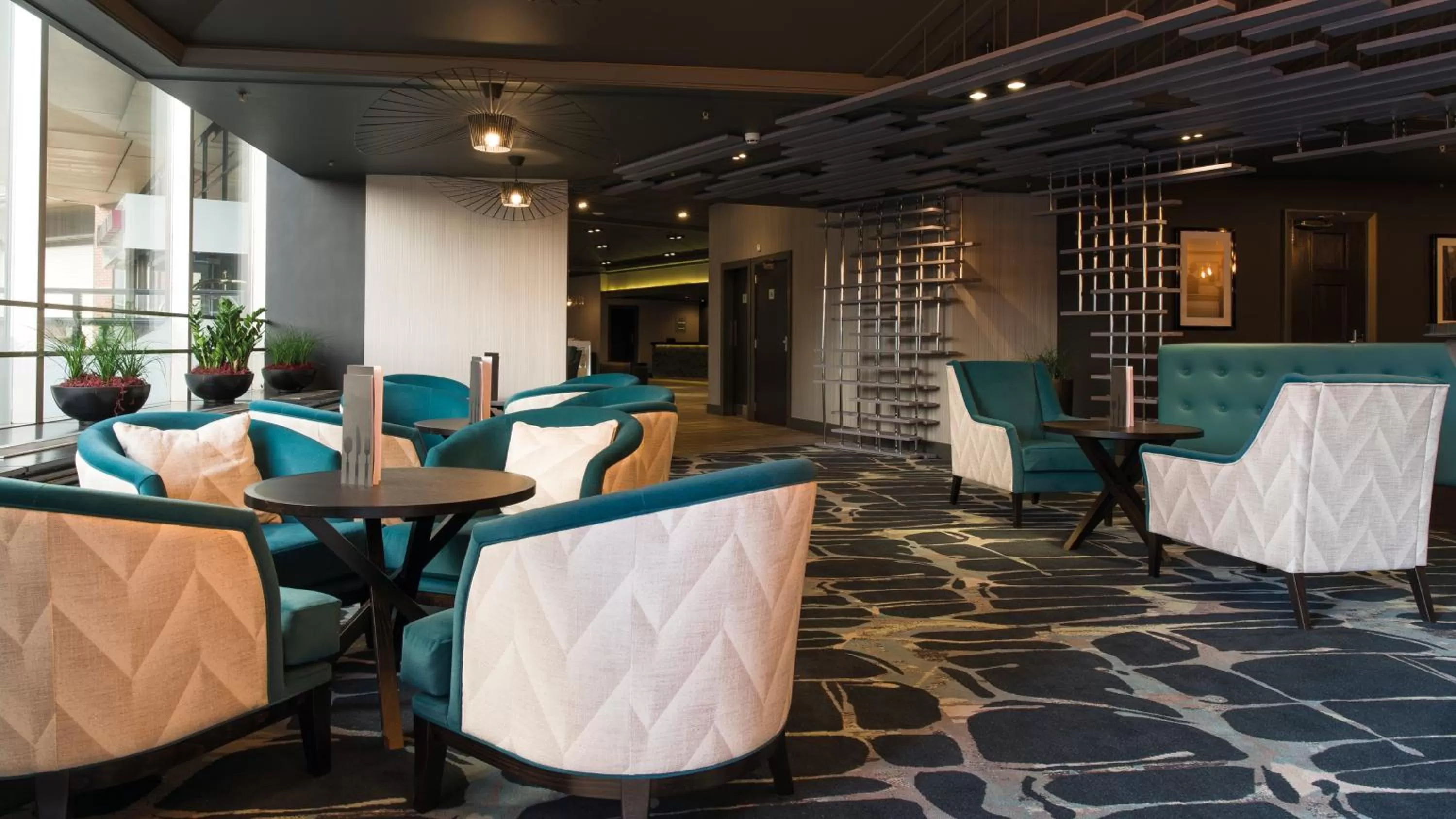 Lounge or bar in Crowne Plaza Harrogate by IHG