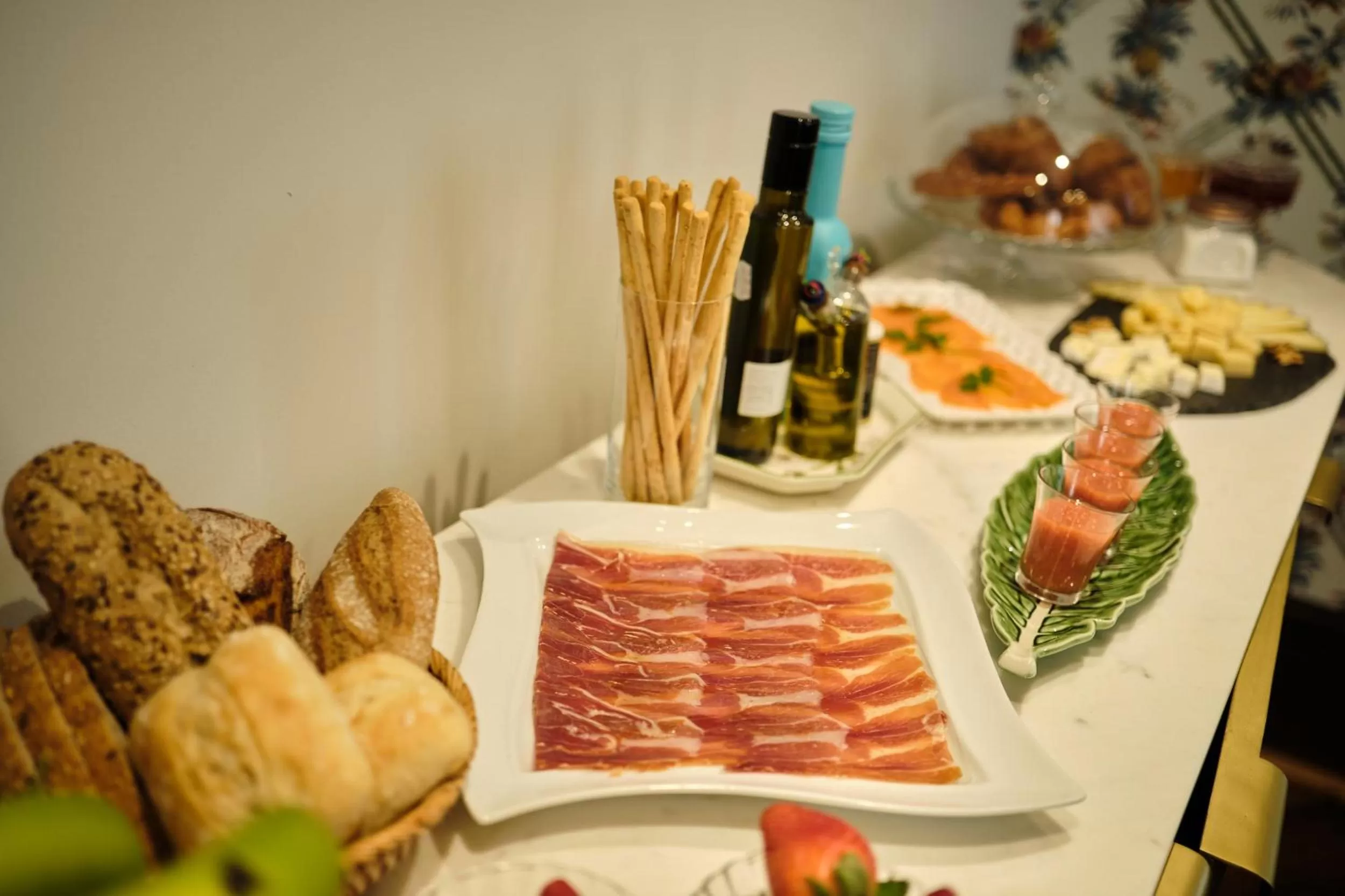 Food and drinks in HOTEL BOUTIQUE VILLA DEL MARQUÉS