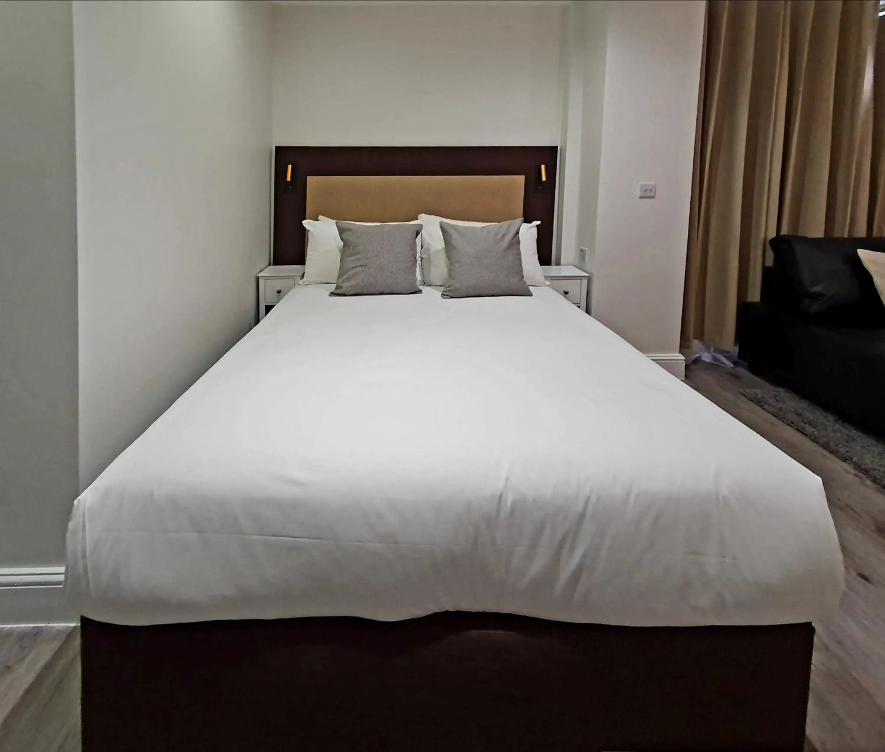 Triple Studio (3 Adults) in Hyde Park Superior Apartments Triple Studio (3 Adults) in Hyde Park Superior Apartments