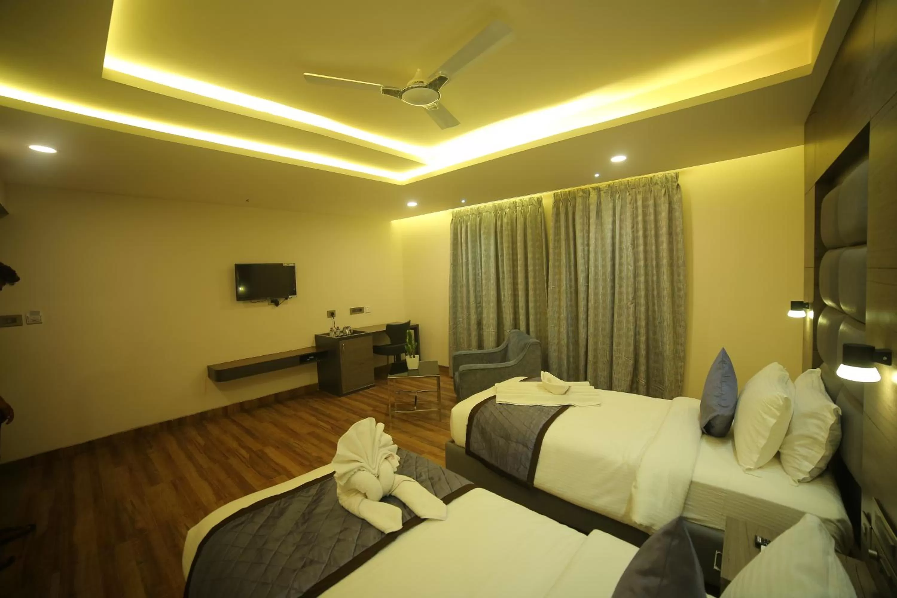 Photo of the whole room, Bed in Sree Fortune Grand, Tadepalli