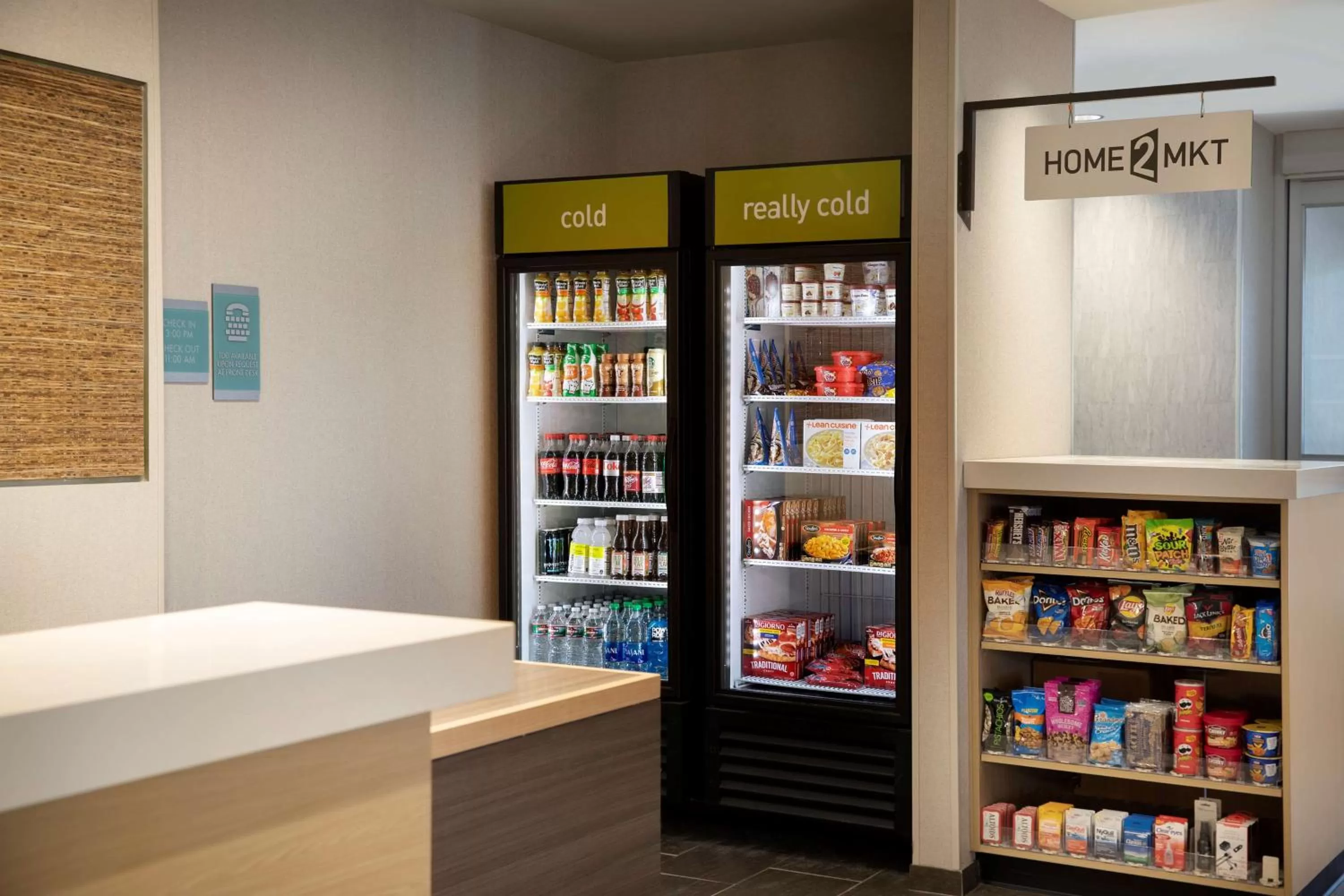 Restaurant/places to eat in Home2 Suites By Hilton Phoenix Avondale, Az