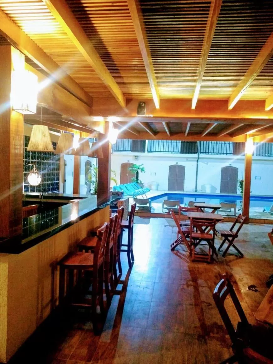 Restaurant/Places to Eat in Pousada Ilha Vitoria