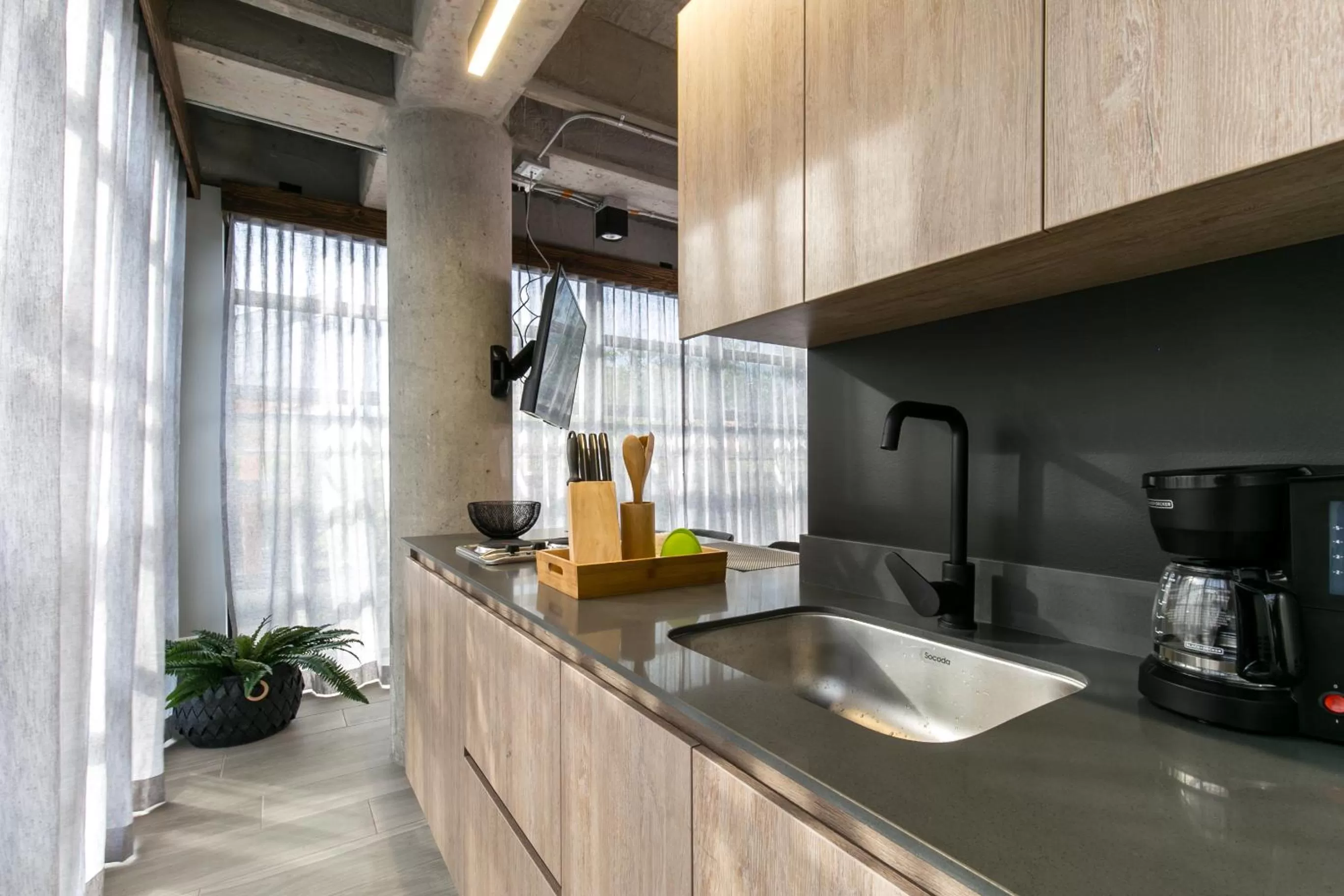 Coffee/tea facilities in Factory Lofts Hotel