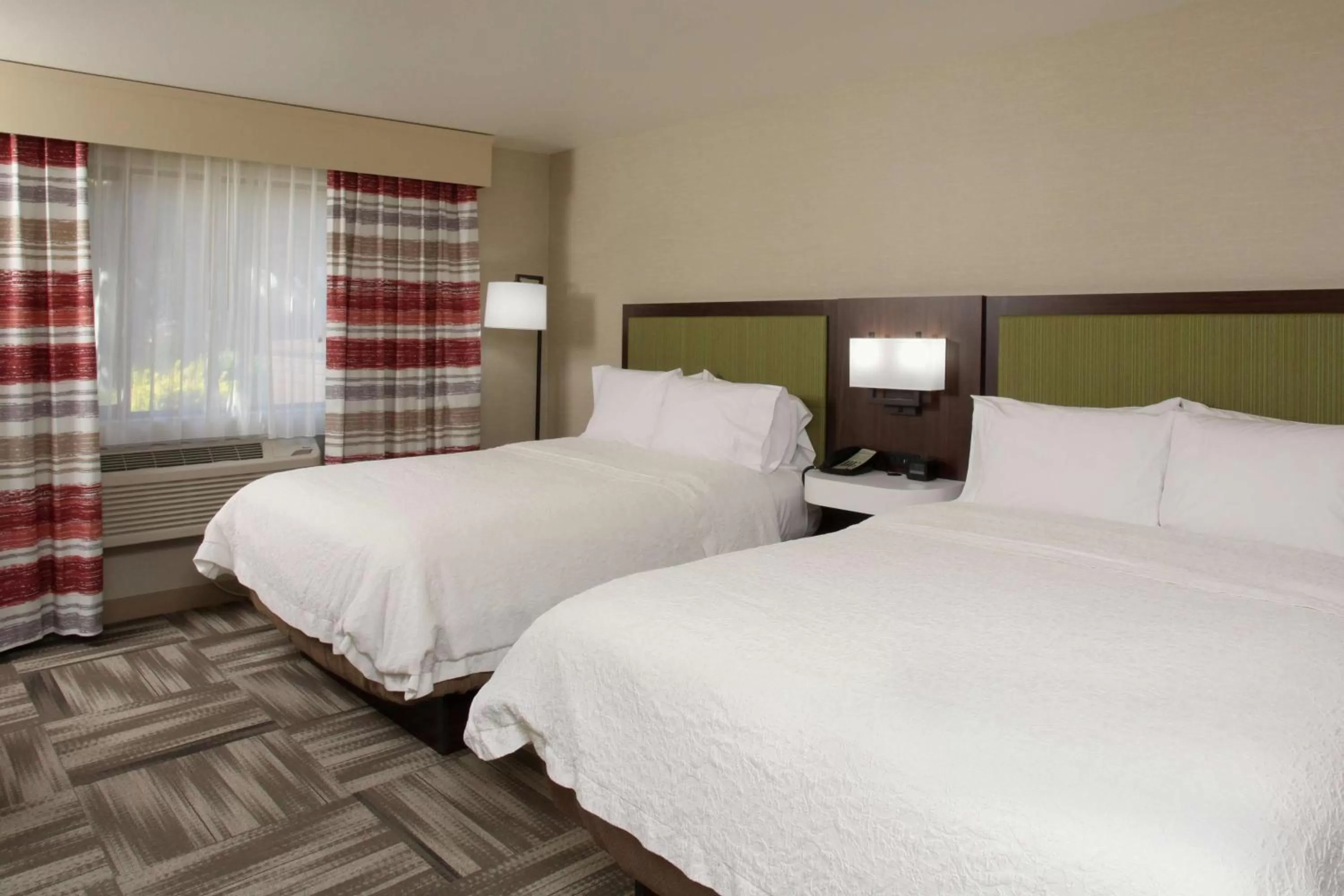Bed in Hampton Inn Richland-Tri Cities