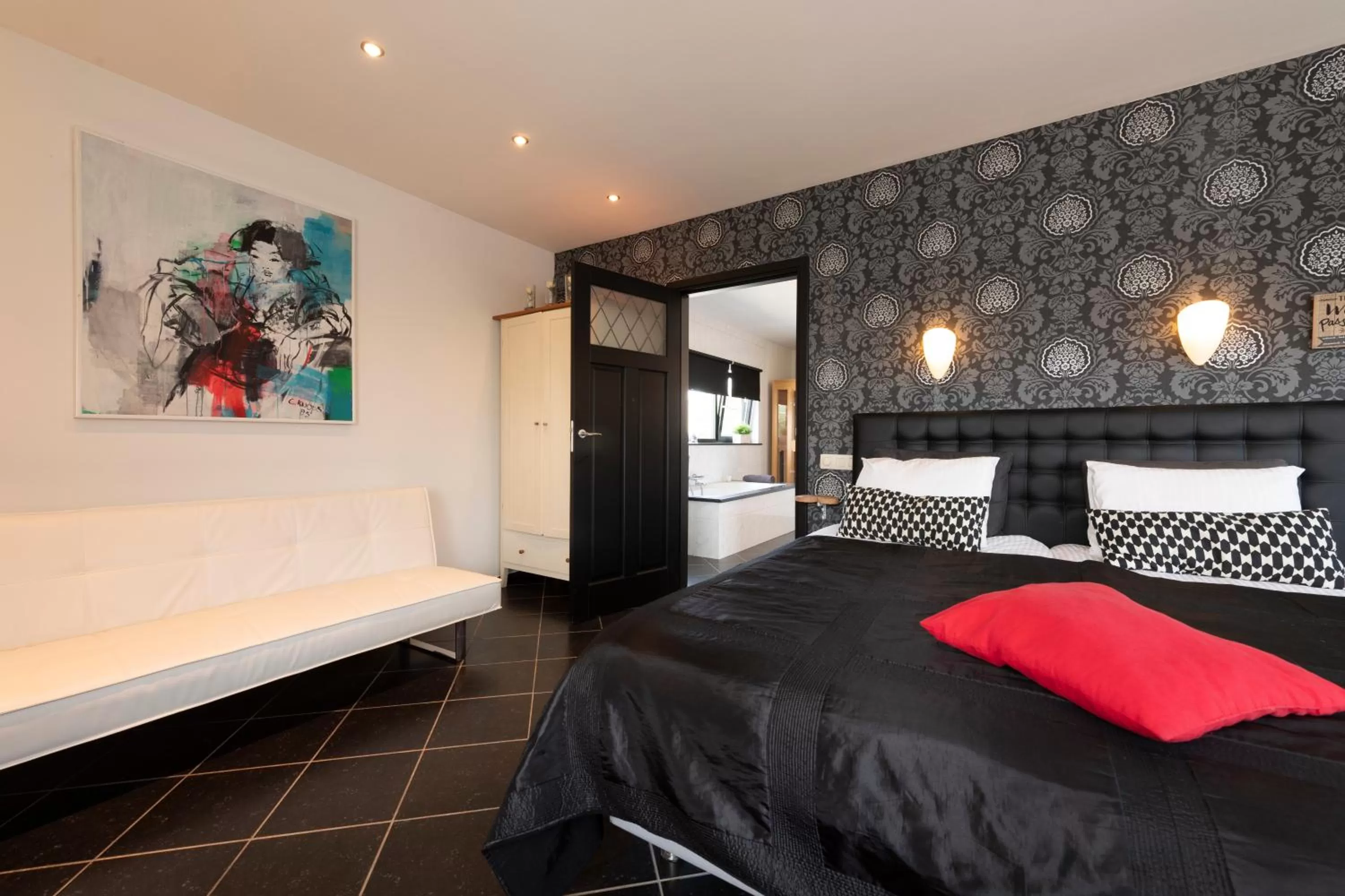 Photo of the whole room, Bed in B&B Montenakerhof