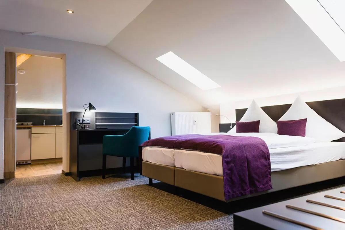 Photo of the whole room, Bed in Bahnhof-Erzingen, hotel, coffee & more