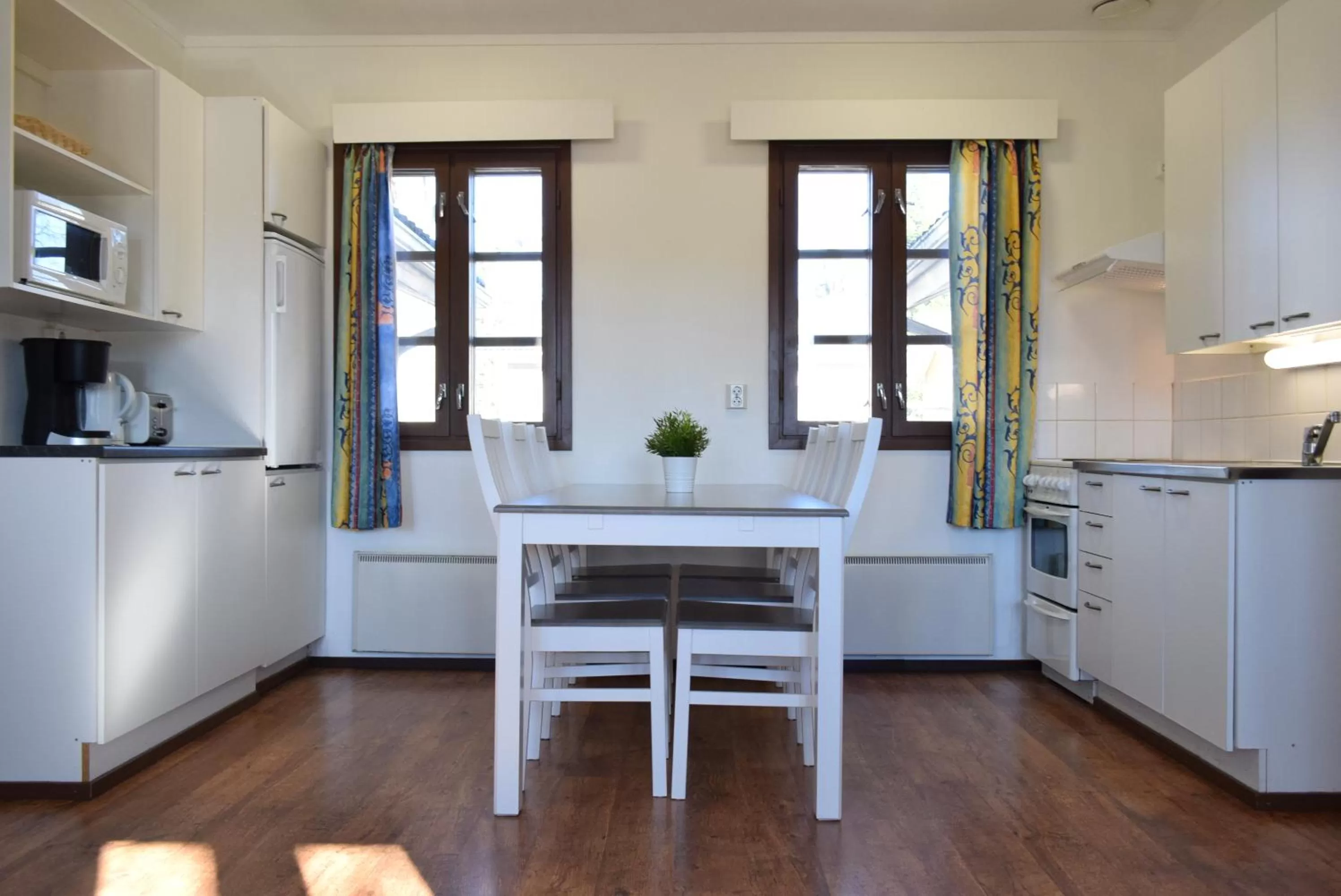 Photo of the whole room, Kitchen/Kitchenette in Visulahti Cottages