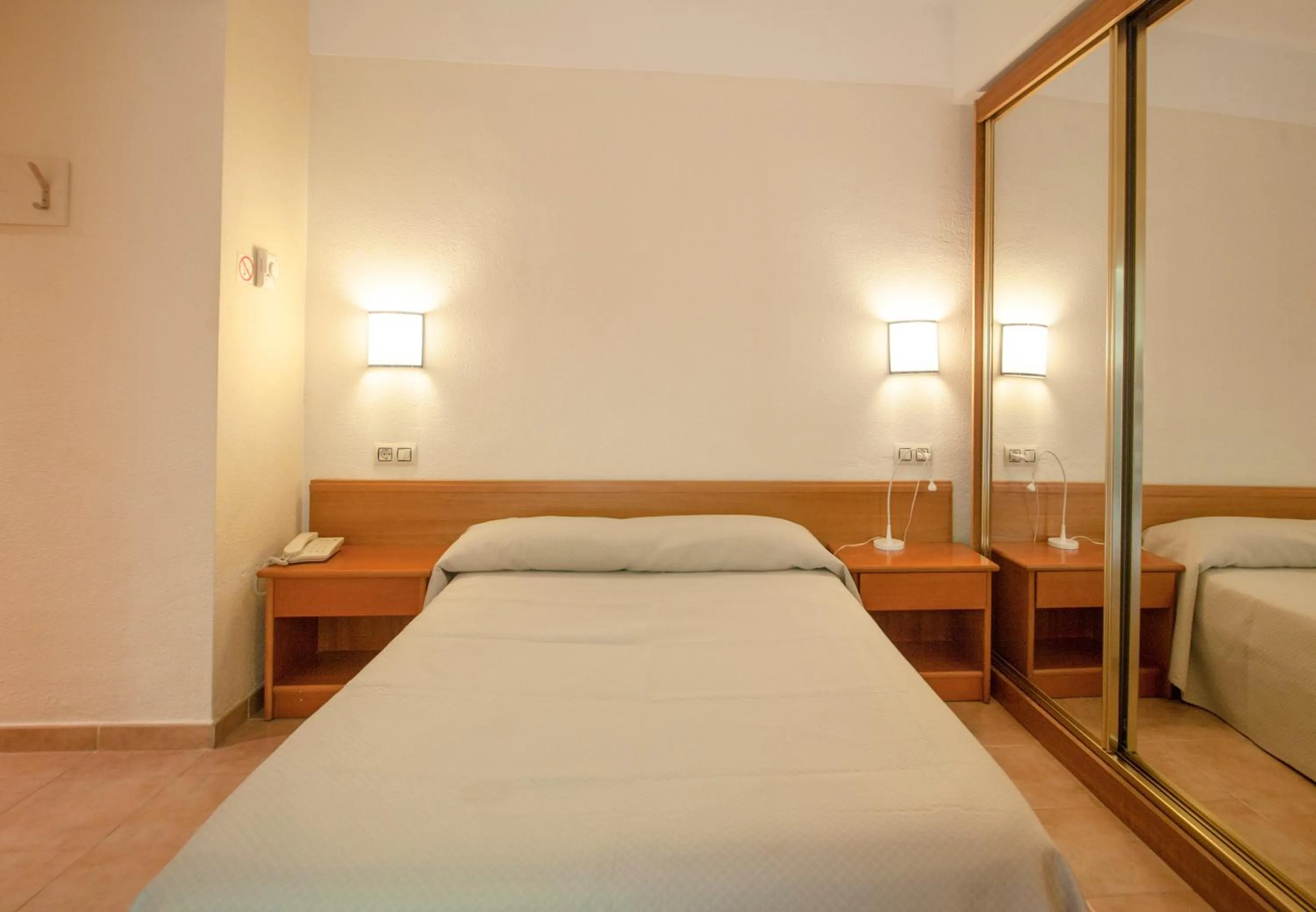 Bed in Hotel Eden Nord Soller