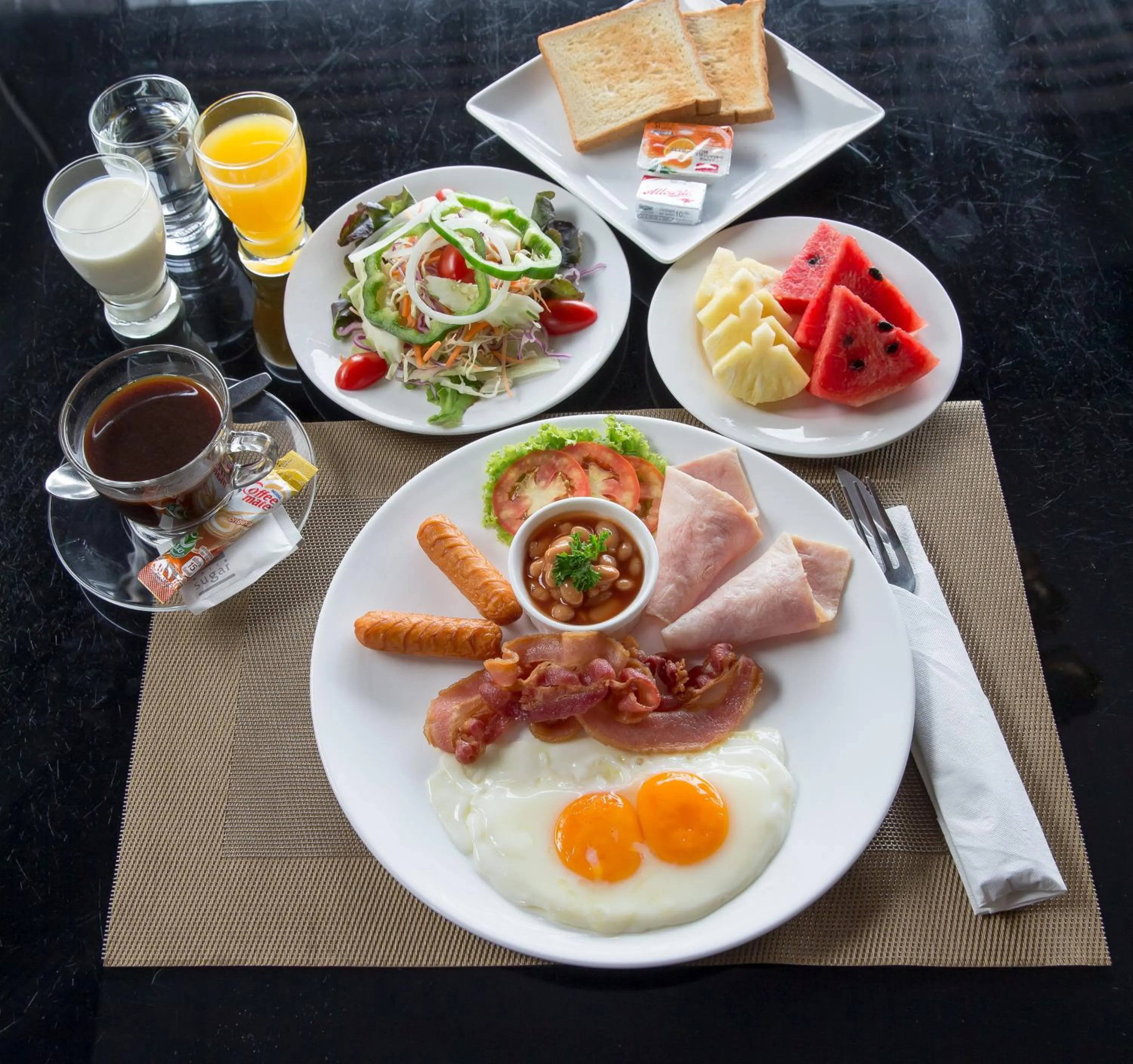 Breakfast in Seaside Jomtien Beach Pattaya