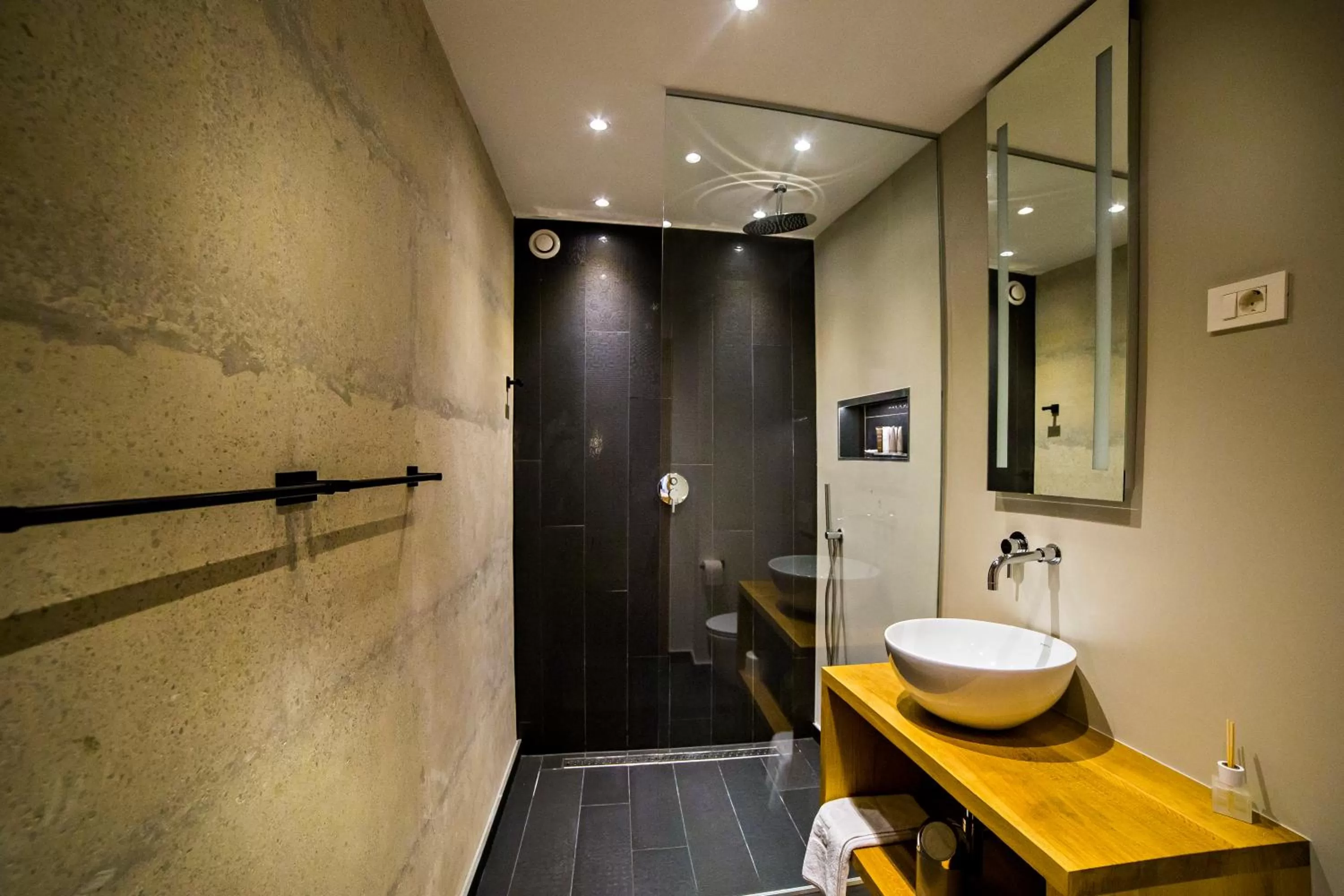 Bathroom in MEMENTO B&B Piran