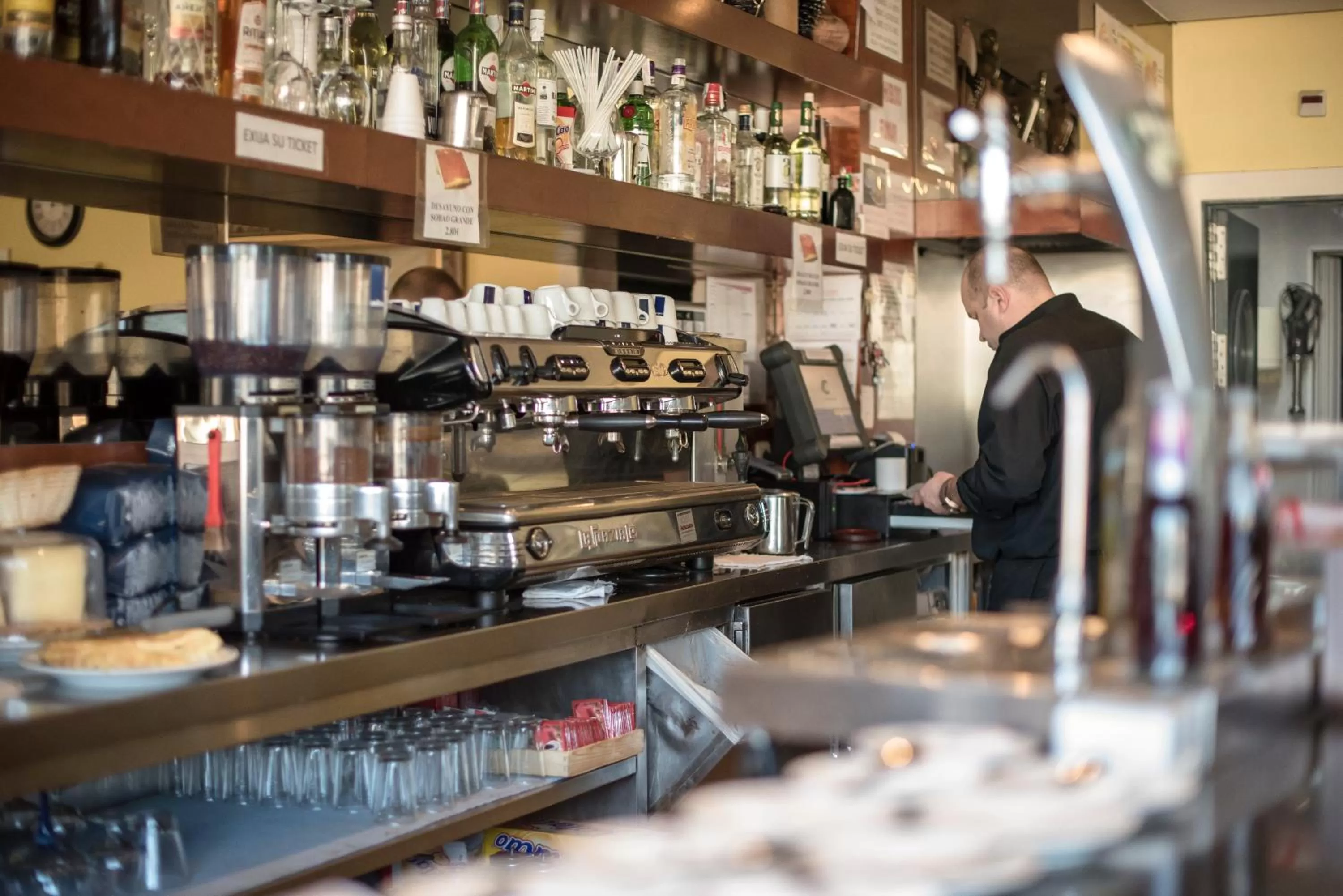 Food and drinks in Hotel Concordy