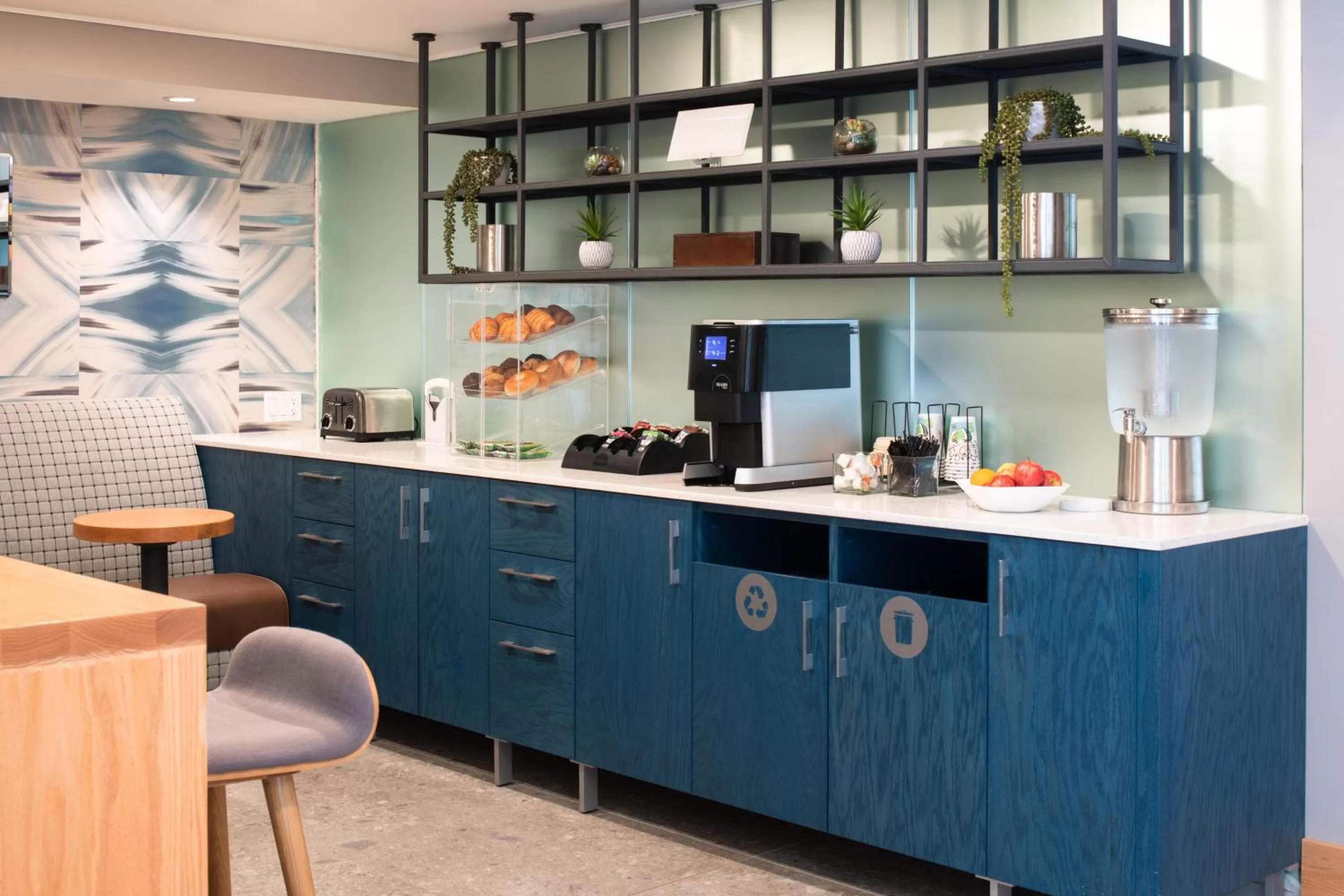 Coffee/tea facilities in Hotel Keen