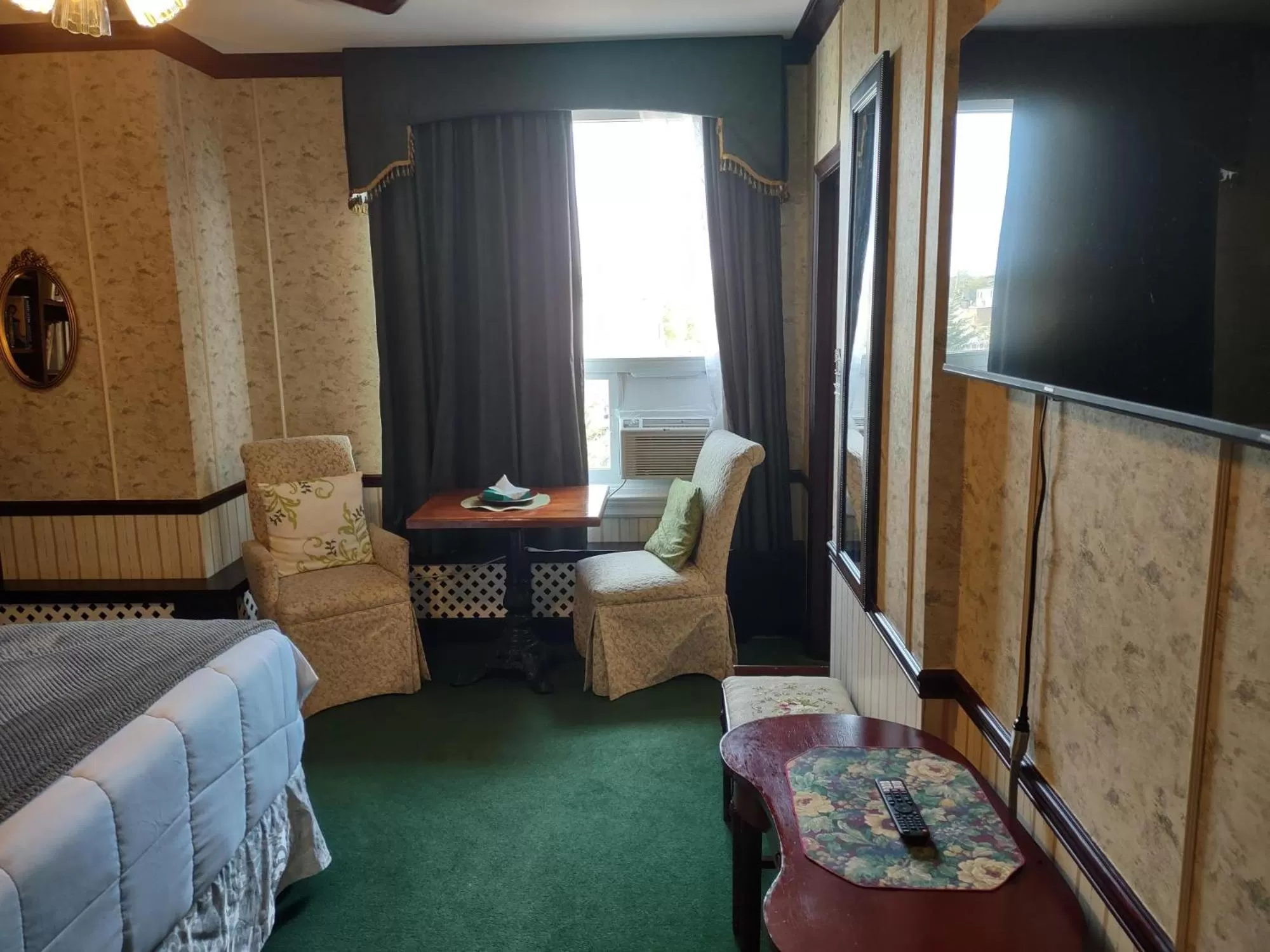 Coffee/tea facilities in The King George Inn