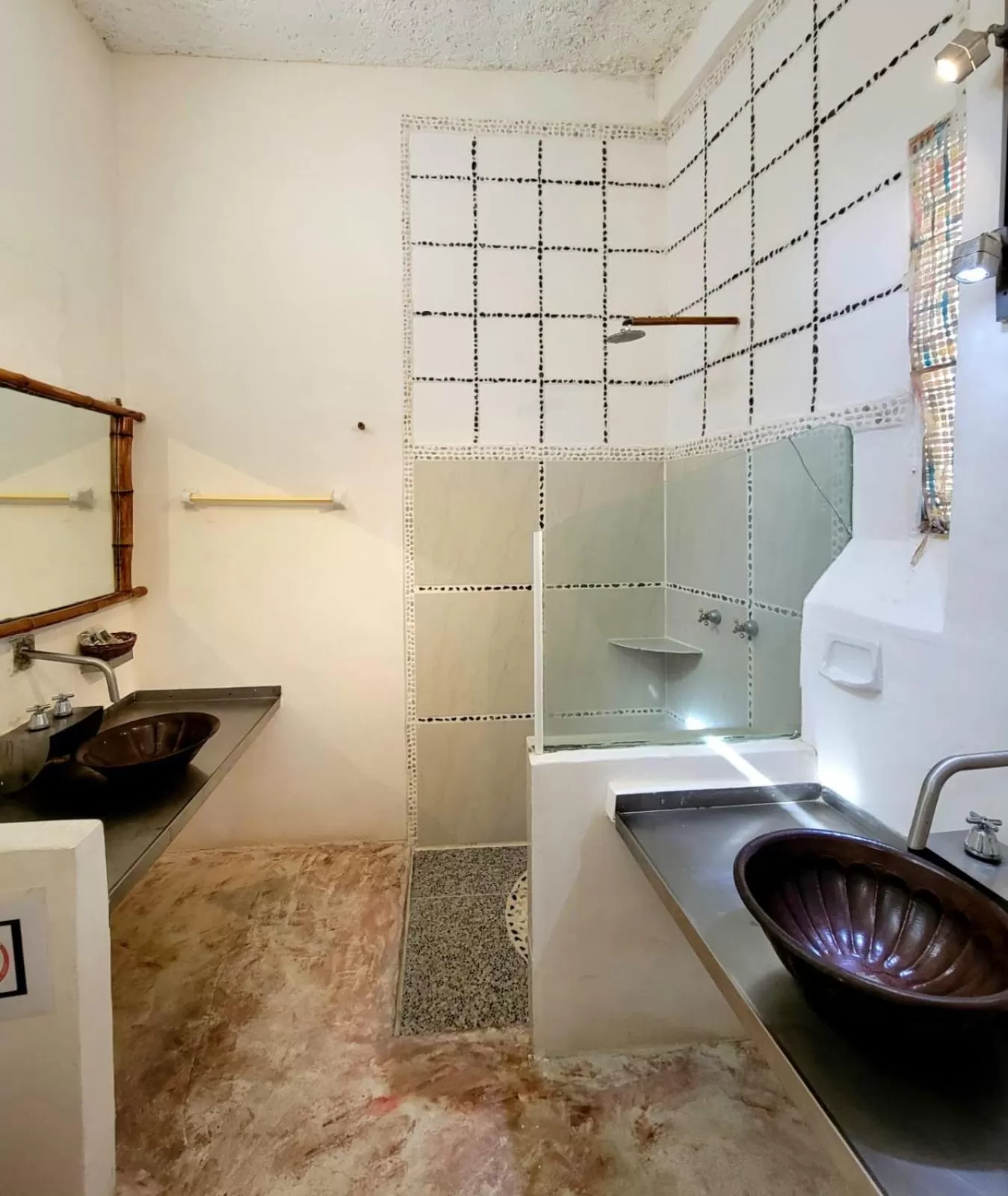 Bathroom in Maria's Kan Kin